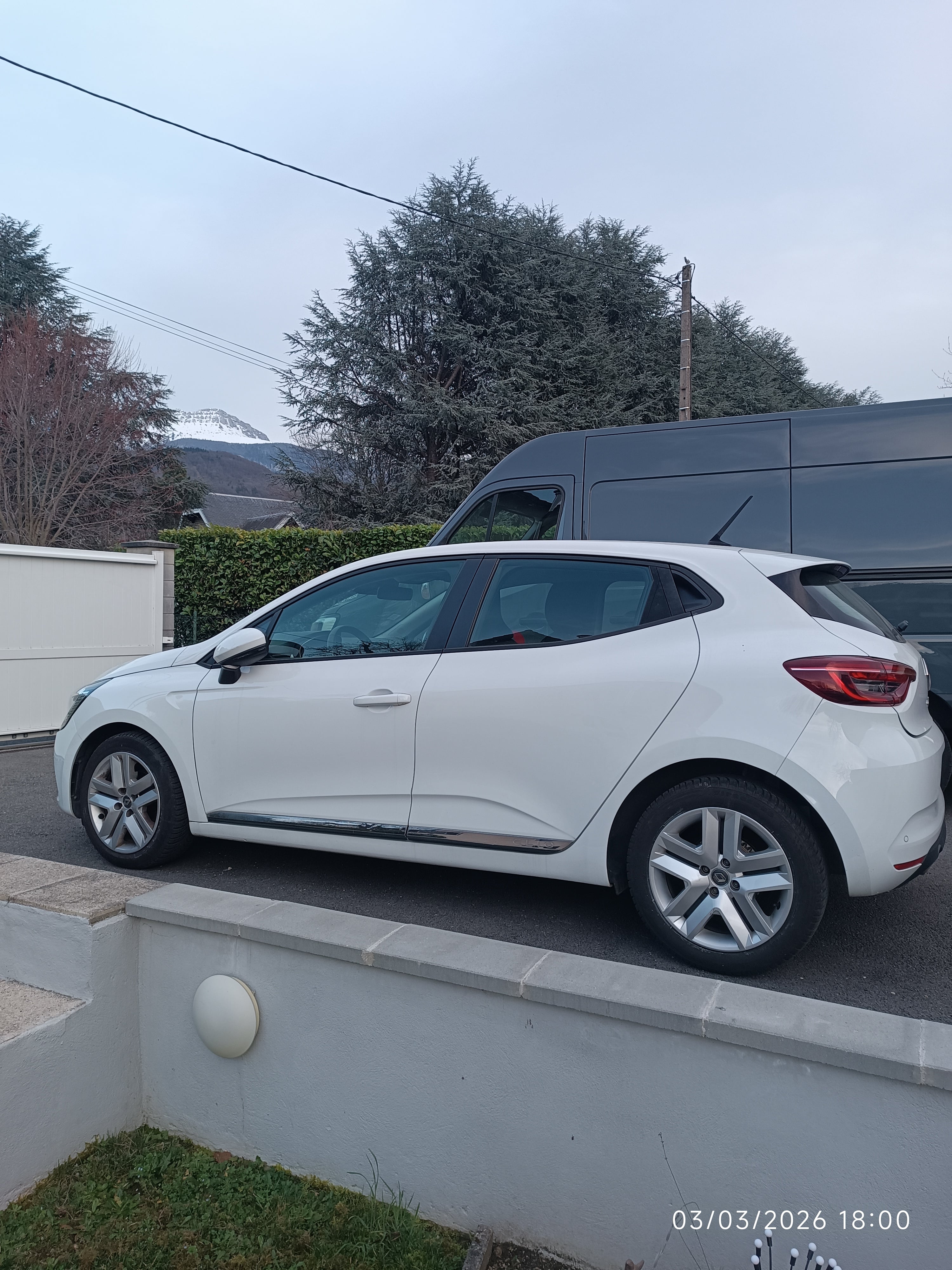 Renault Clio 1.0 TCE avec Climatisation