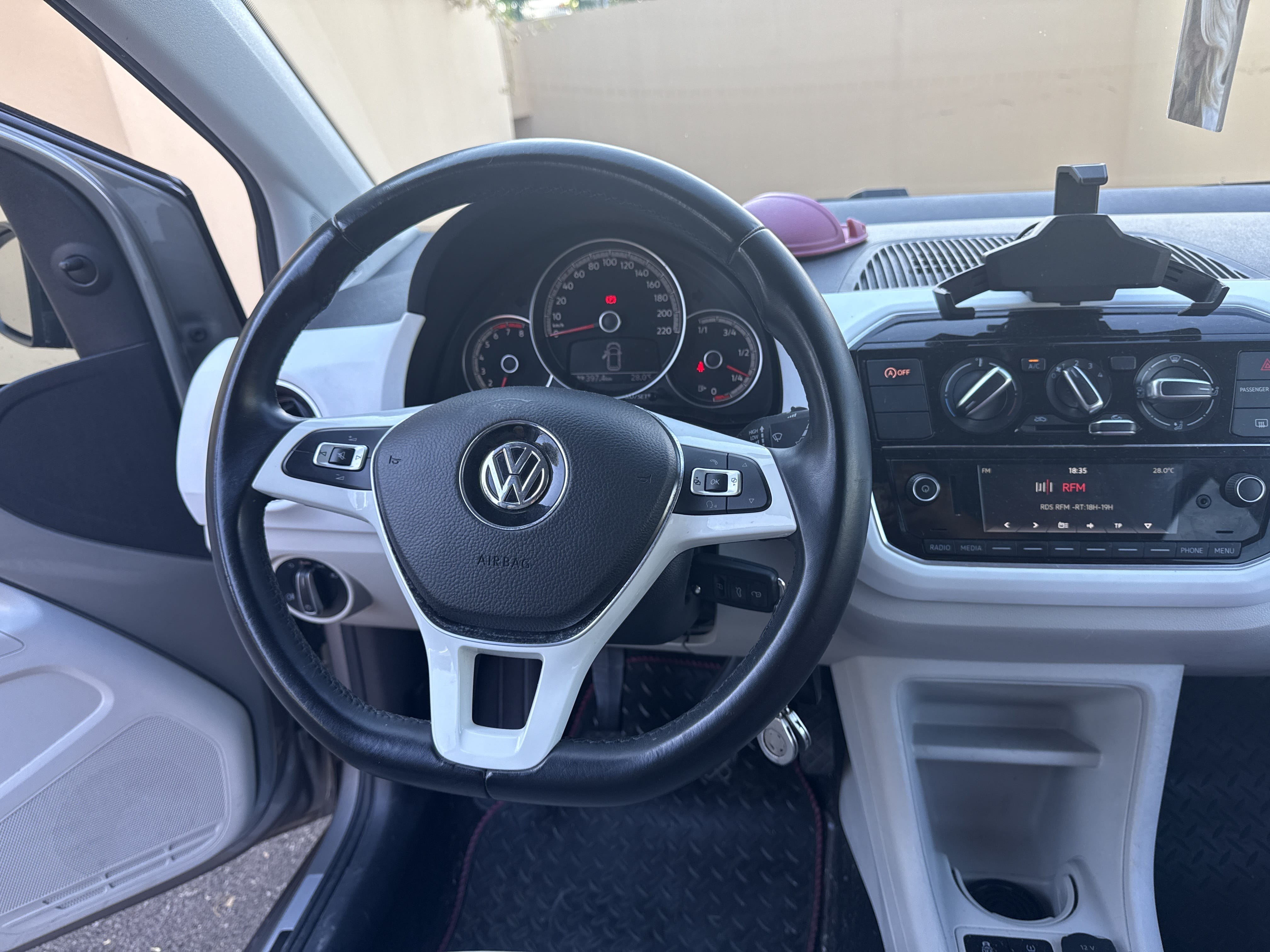 Volkswagen e-Up ! avec Audio Bluetooth