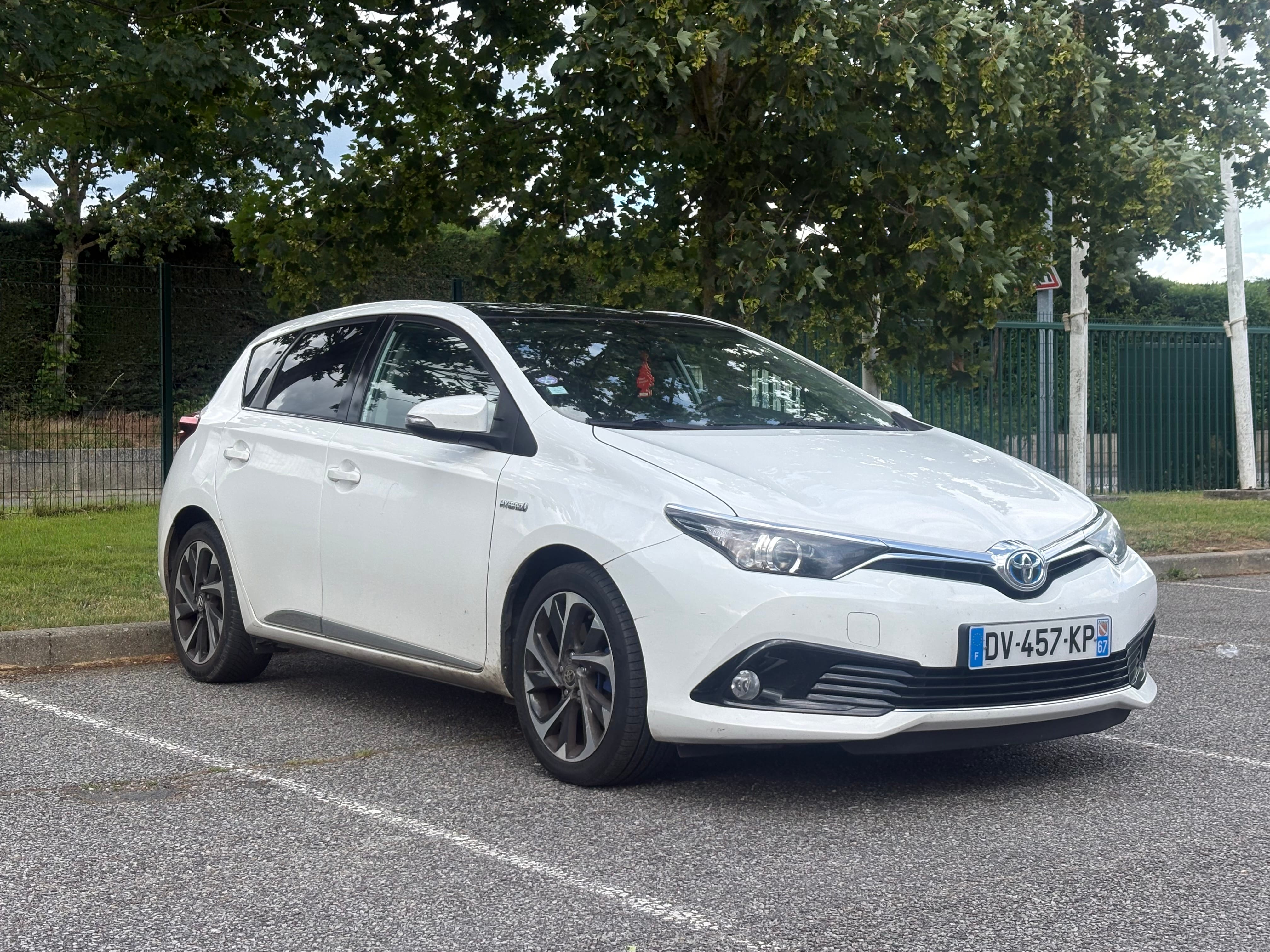 Toyota Auris, 2015, Essence 98, automatique