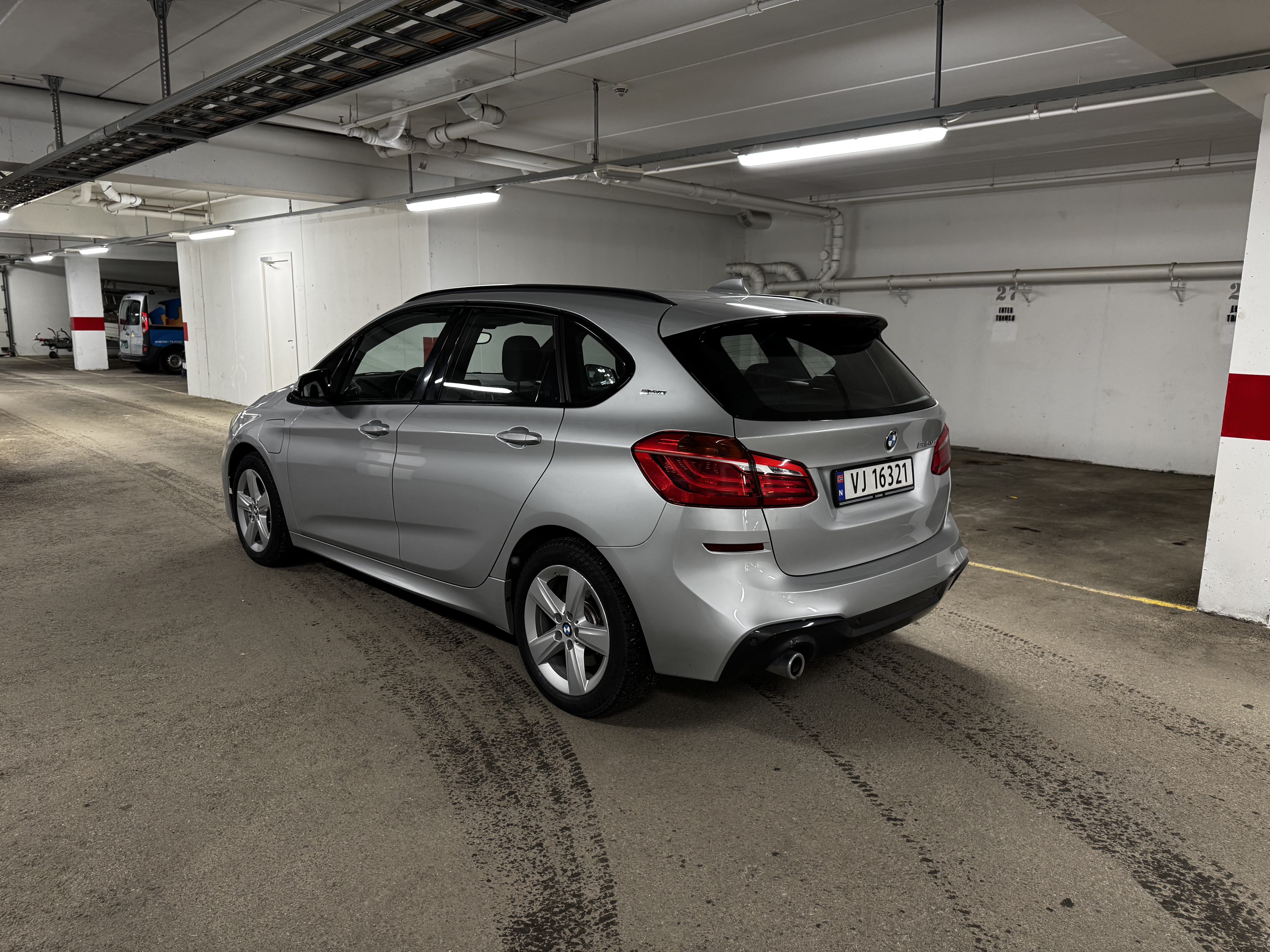 BMW  225xe iPerformance 4x4 Automatic med GPS