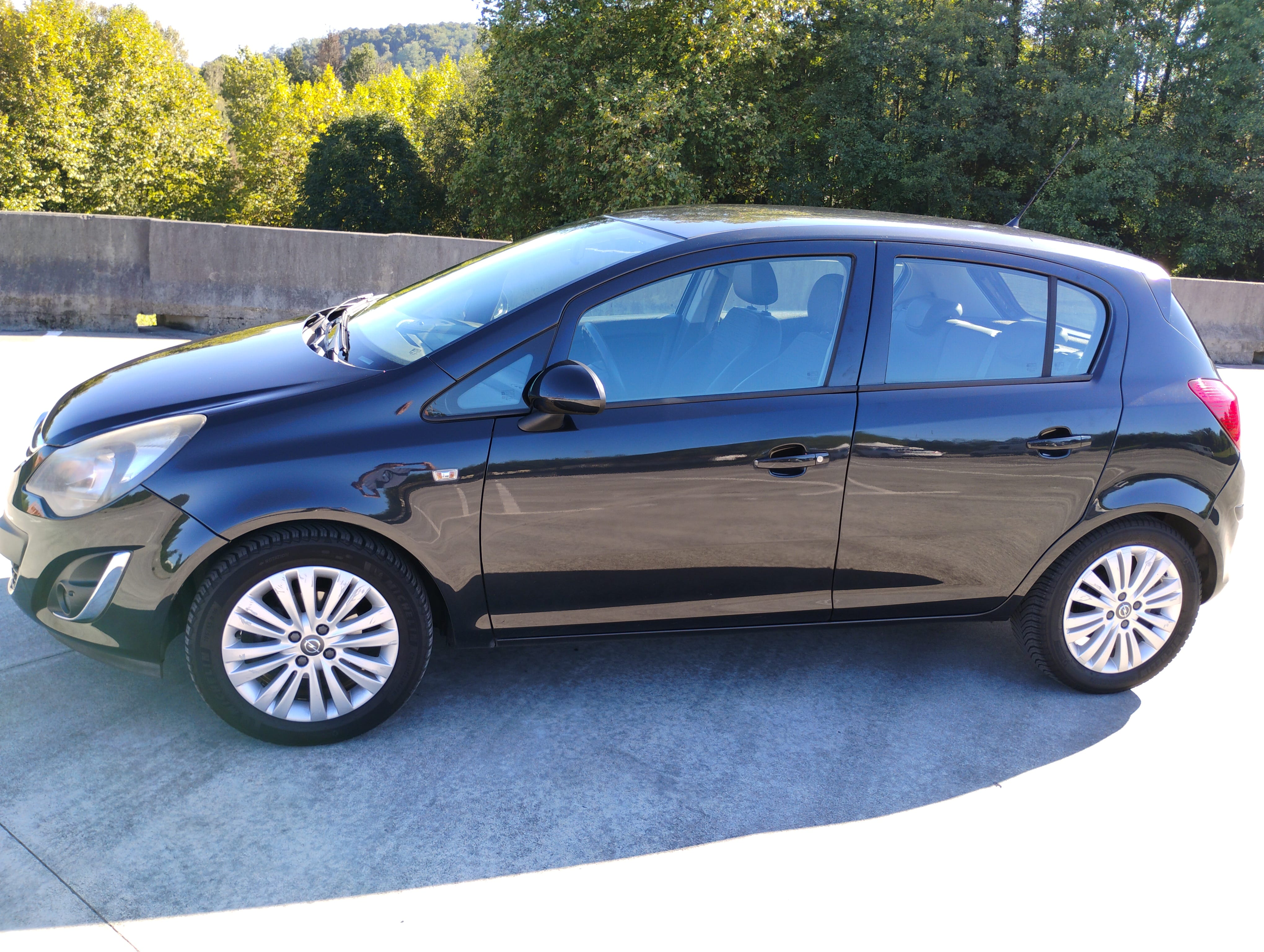 Opel Corsa con Aire acondicionado