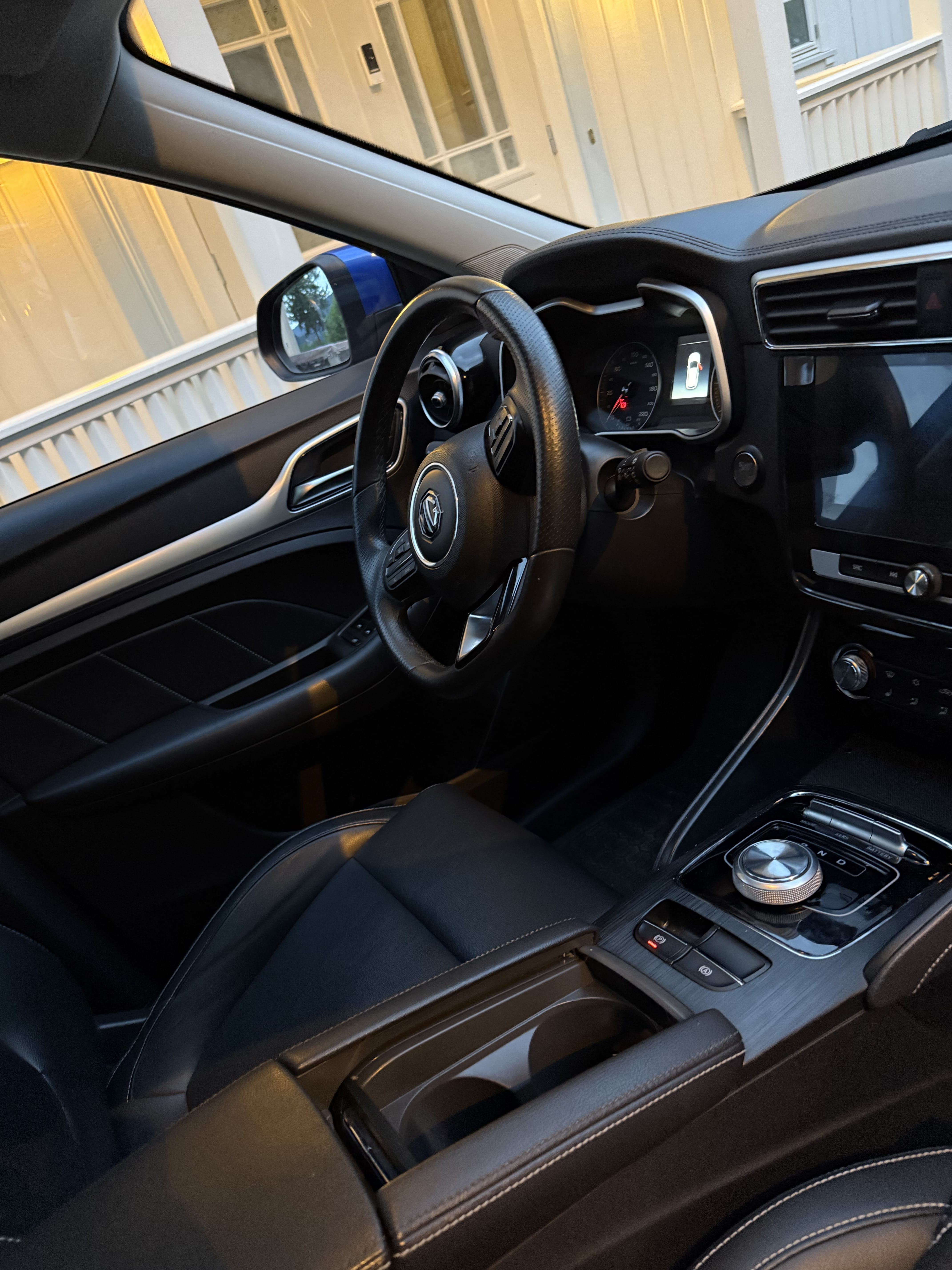 MG ZS EV med Cruisekontroll