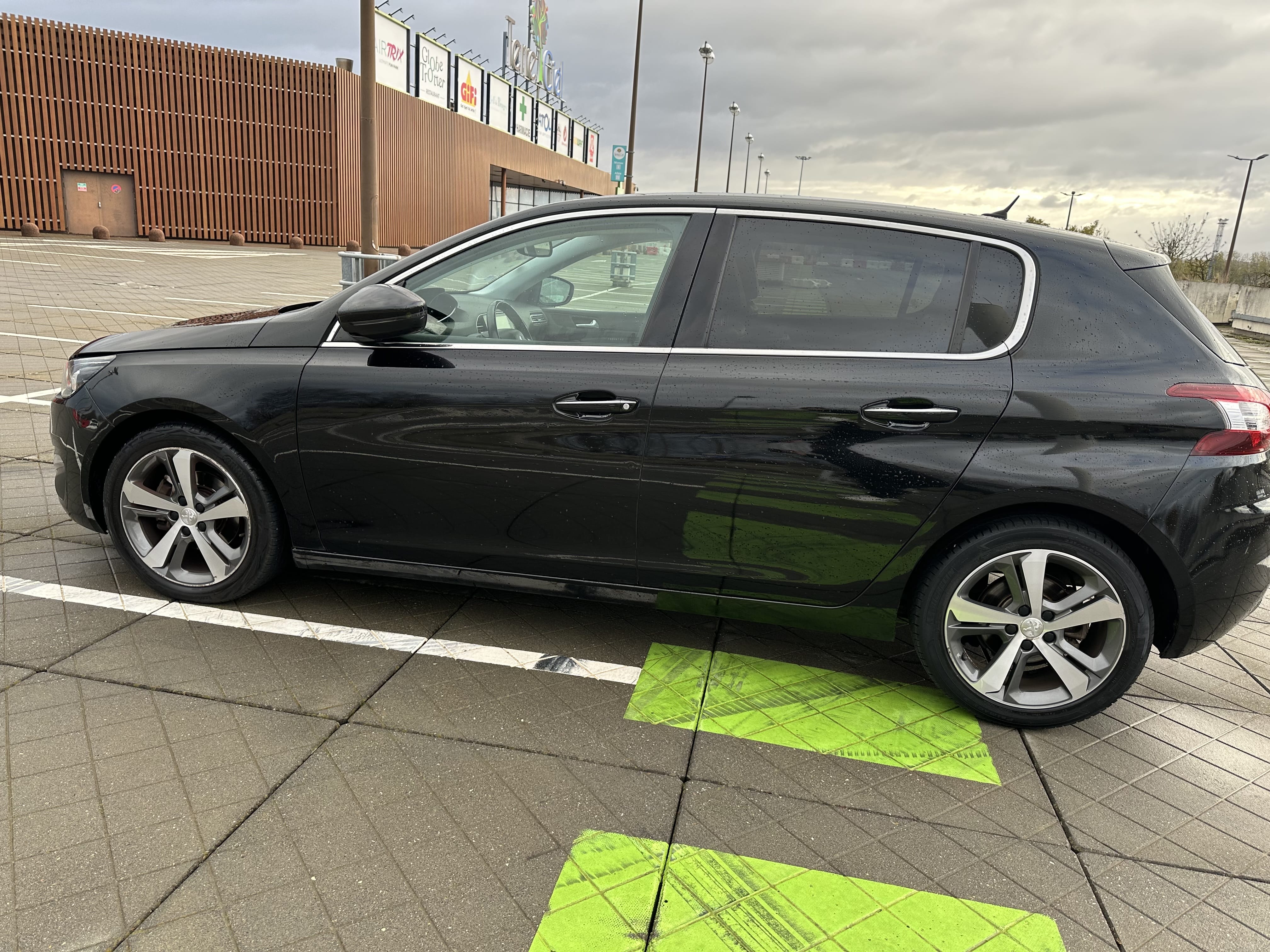 Peugeot 308 avec Climatisation
