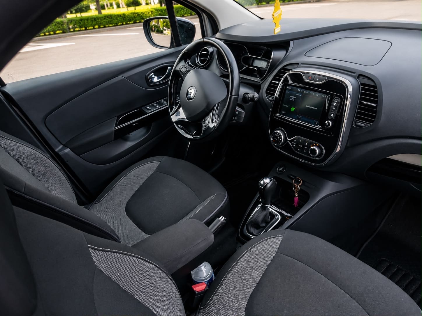 Renault Captur mit Navigationsgerät