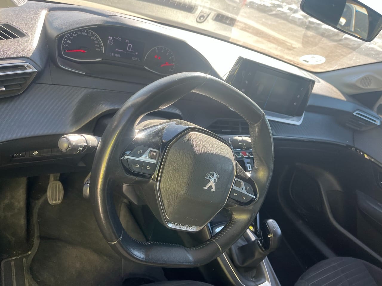 Peugeot 208 con Control de velocidad