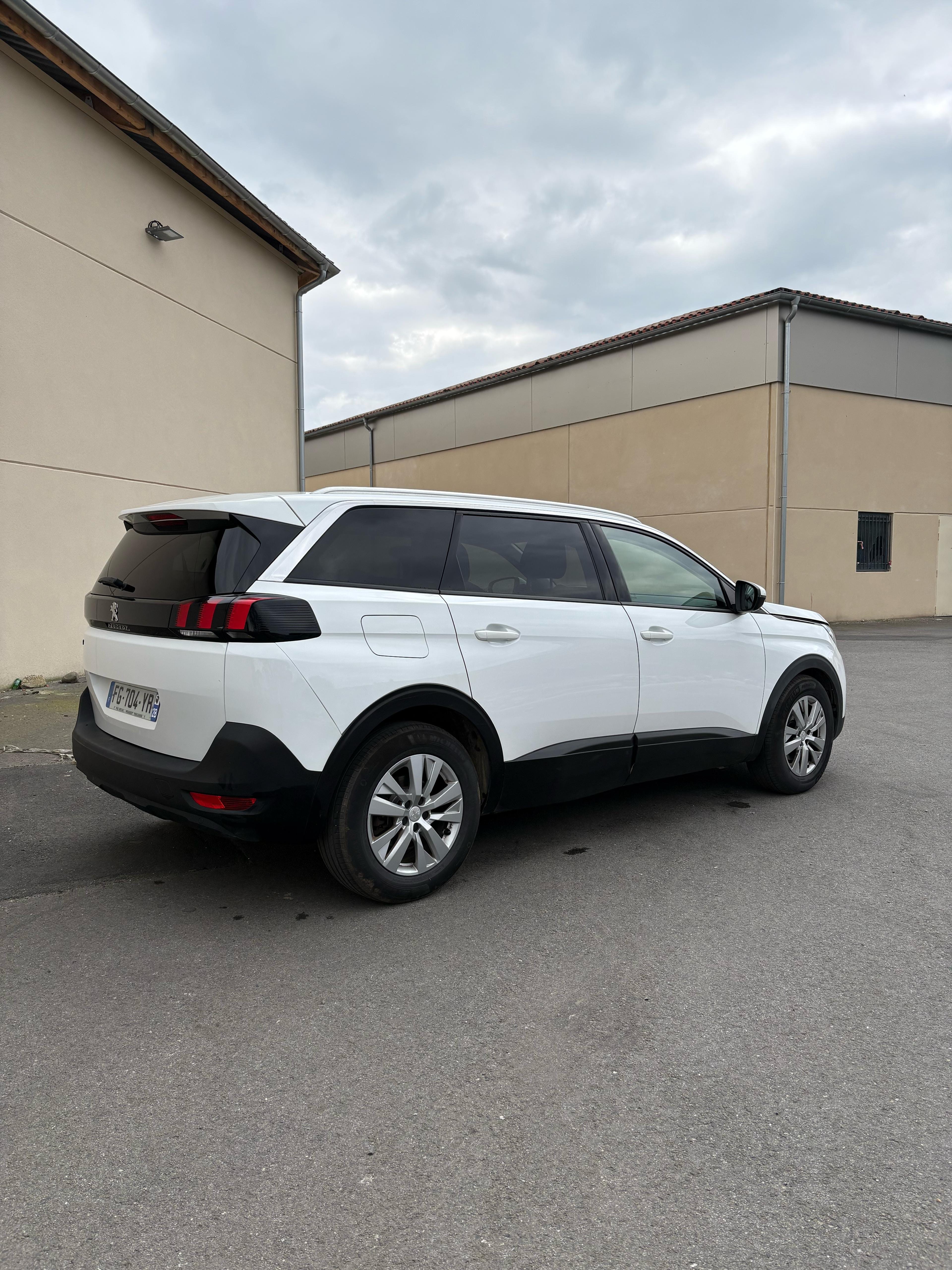 Peugeot 5008 avec Régulateur de vitesse