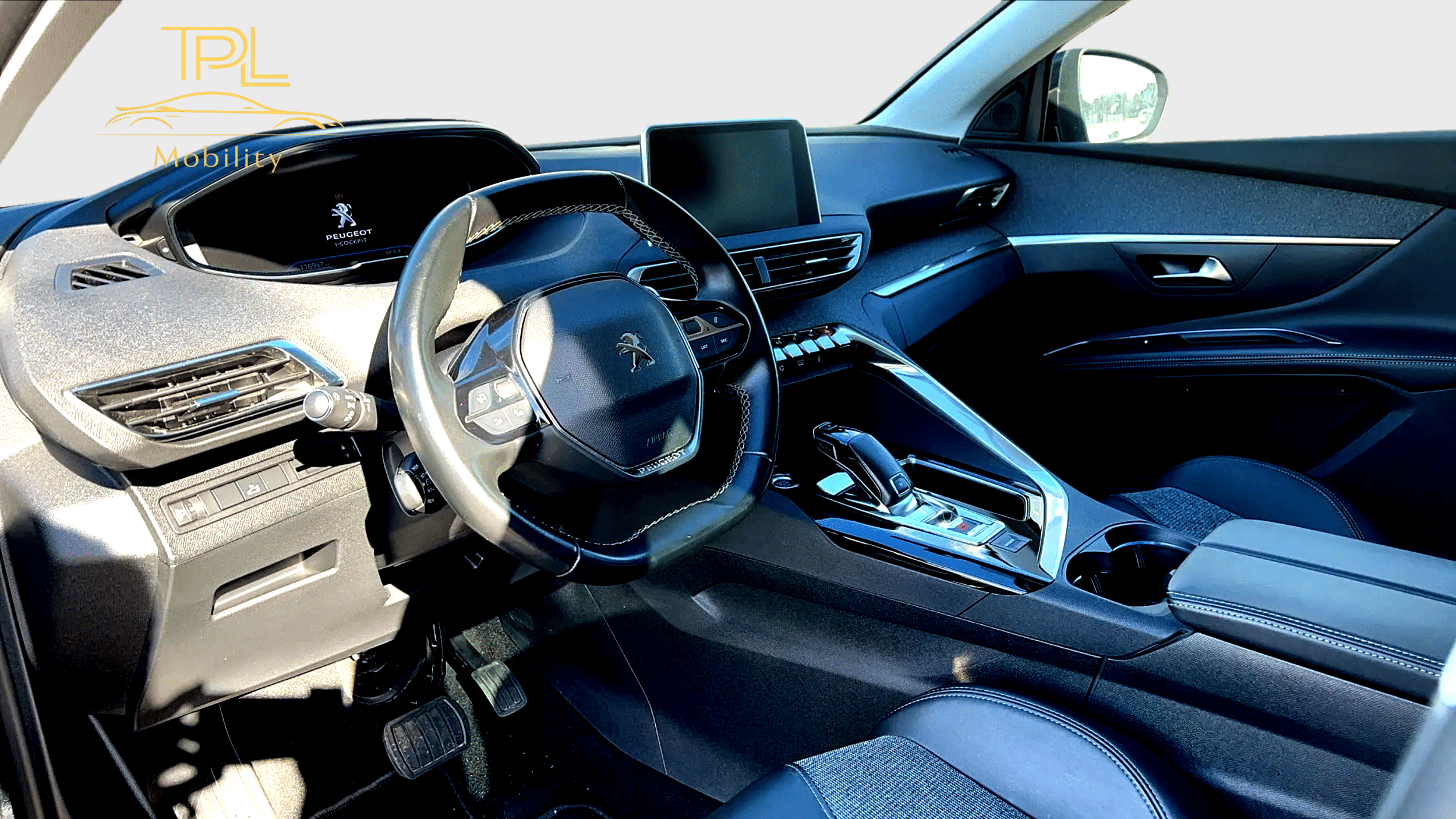 Peugeot e-5008 Allure Premium avec GPS