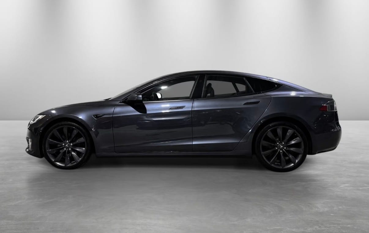 Tesla Model S 75D mit Klimaanlage