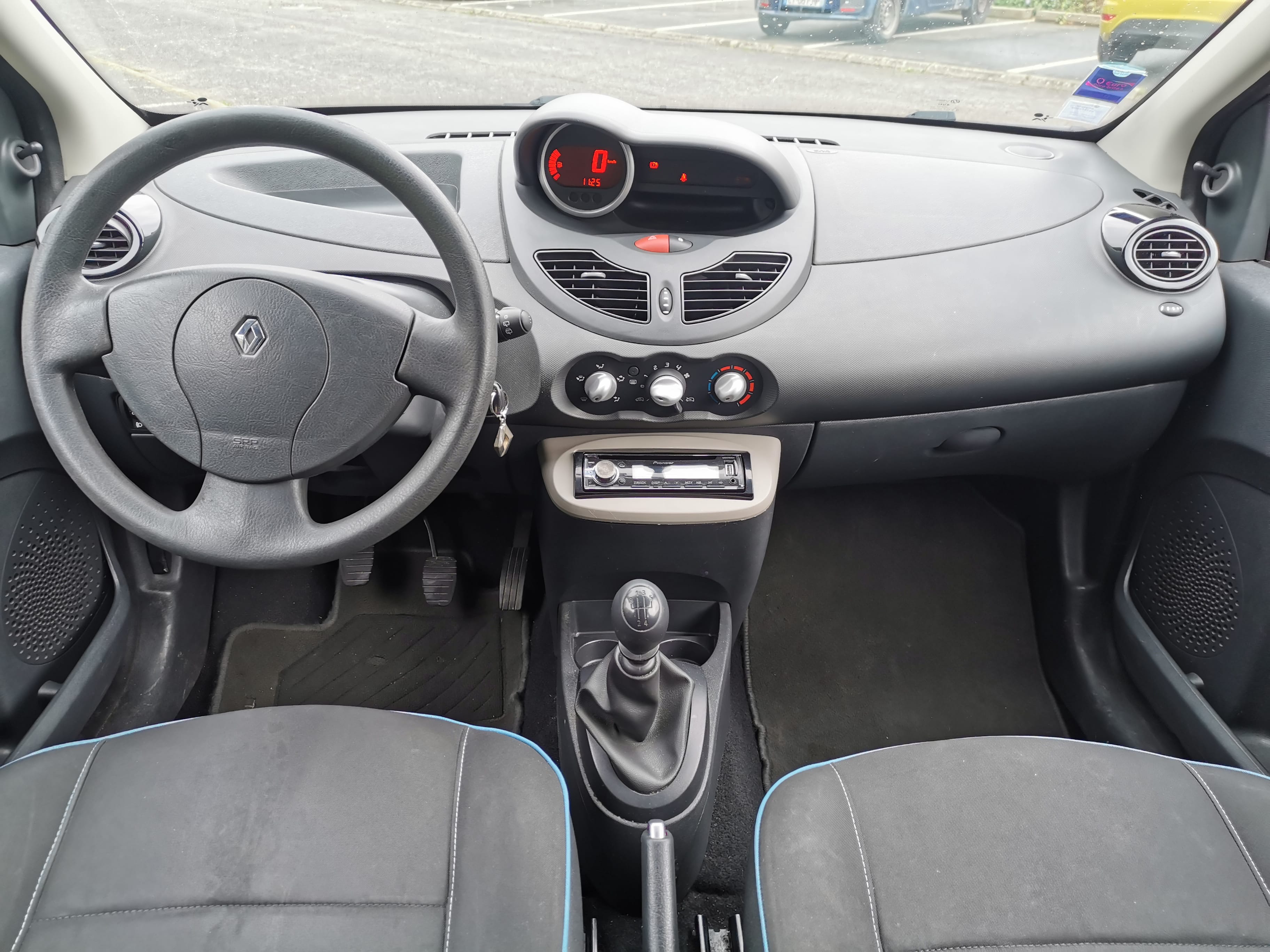 Renault Twingo II Phase 2 blanche