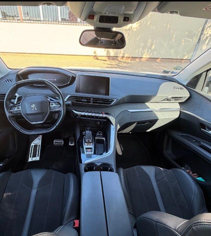 Peugeot 5008 avec Caméra de recul