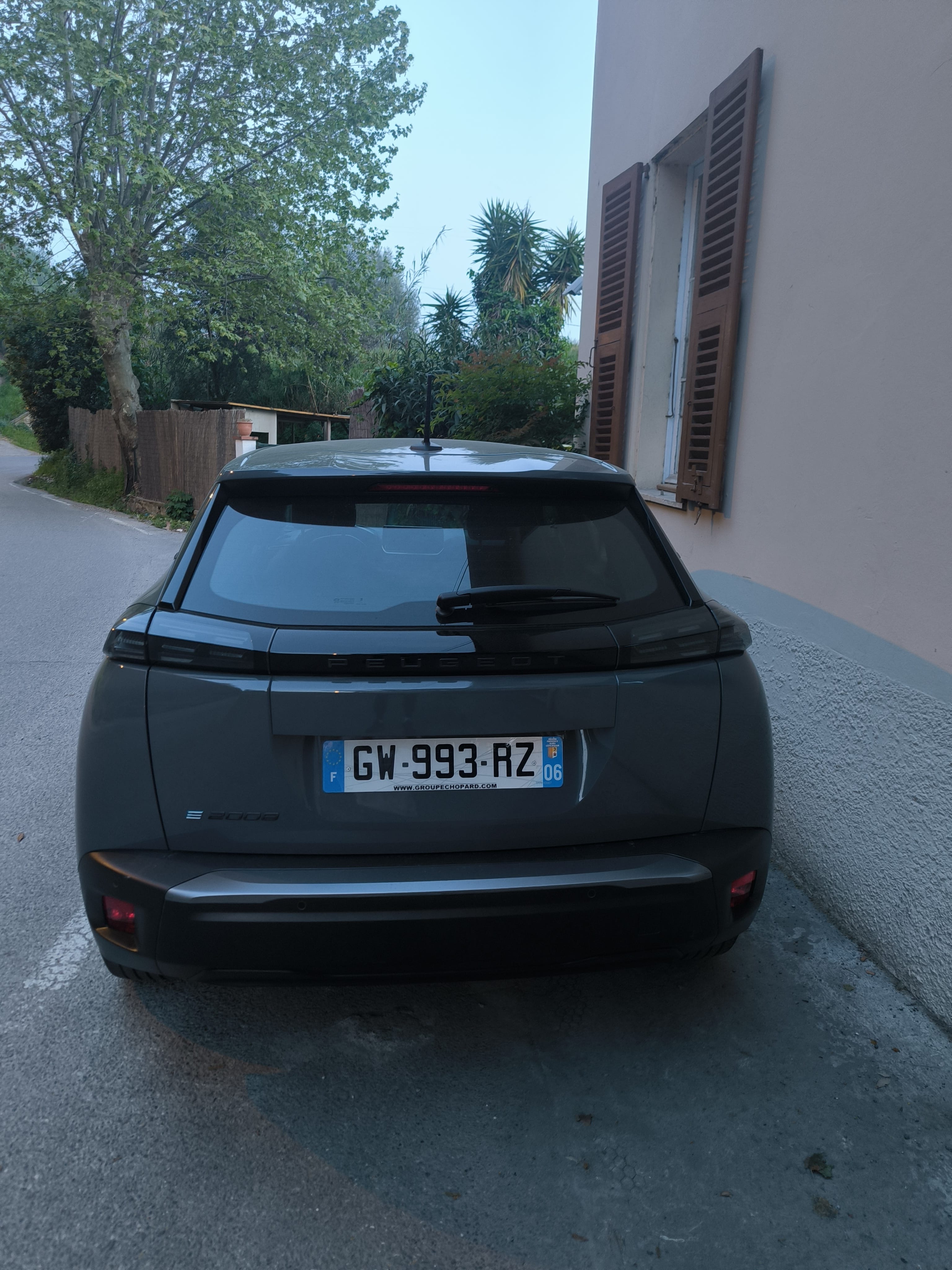 Peugeot 2008 Électrique, 2024, Électrique, automatique
