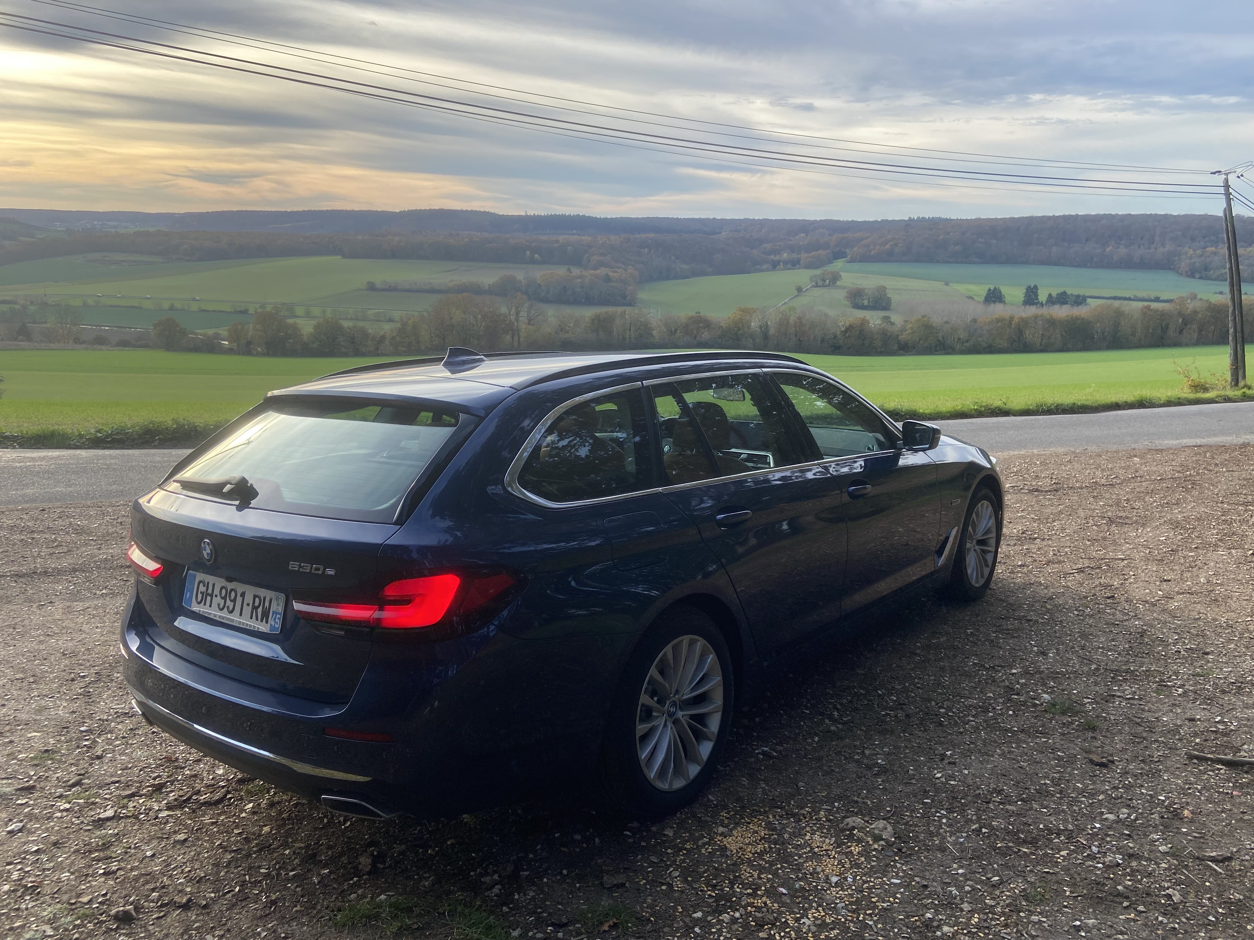 BMW Série 5 530e iPerformance avec Régulateur de vitesse