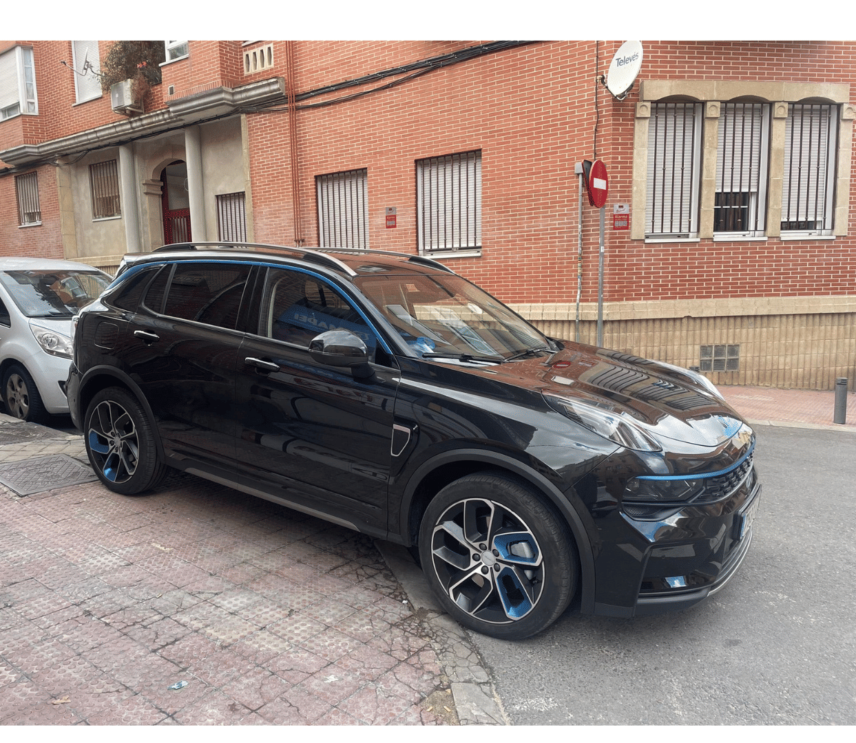 Lynk & Co 01, 2022, Gasolina 95 / Électrique (hybride), automatique