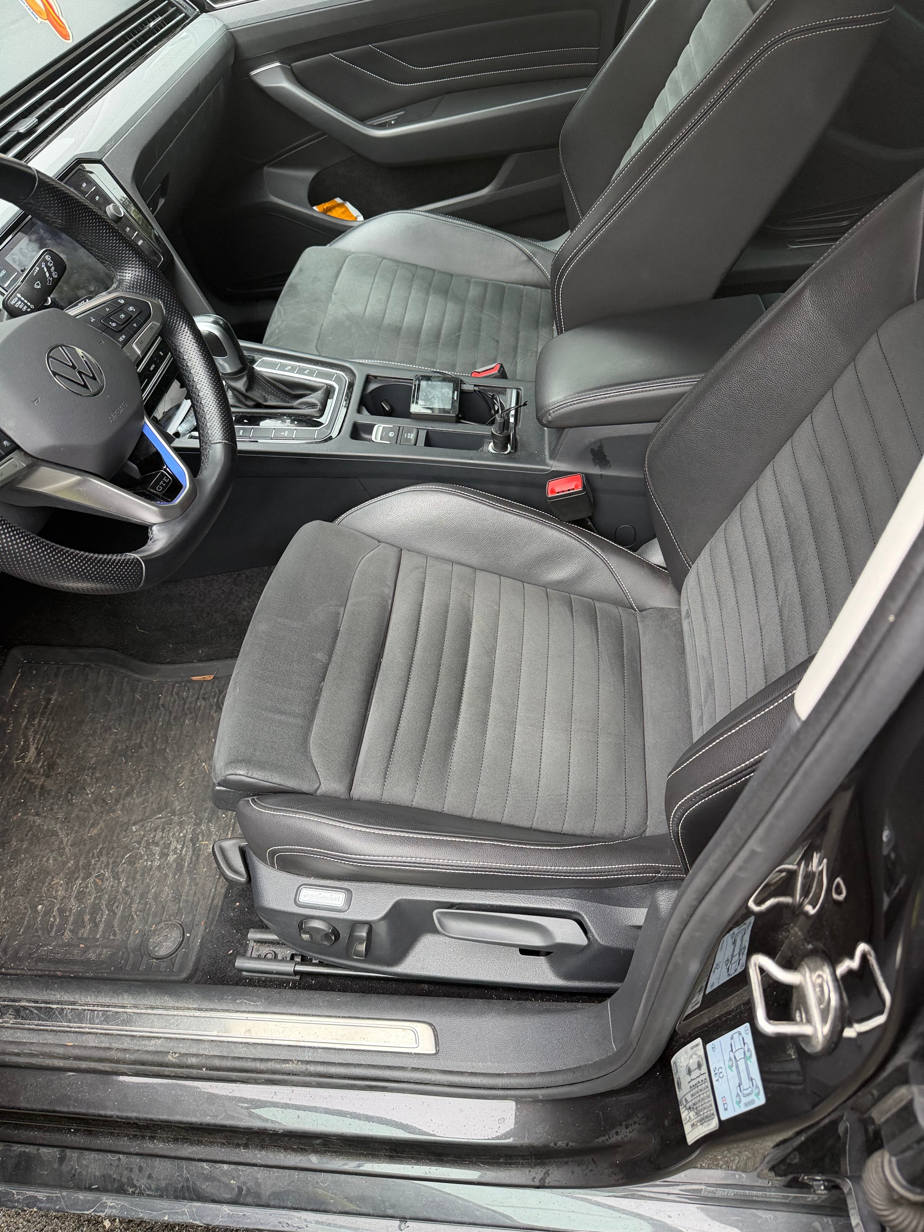 Volkswagen Passat SW GTE Hybrid med Ryggekamera