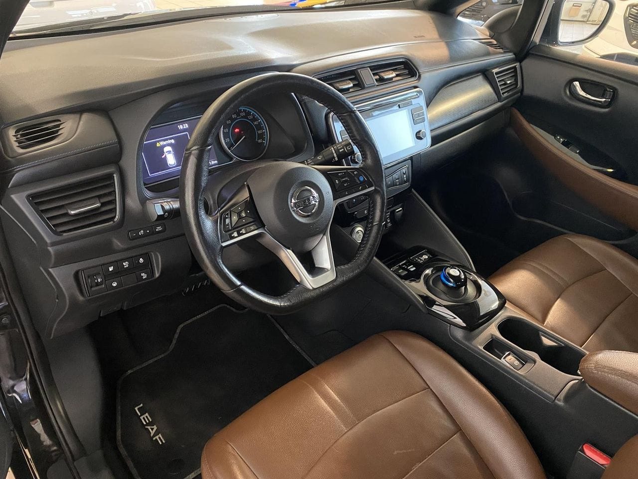 Nissan Leaf with Air conditioning