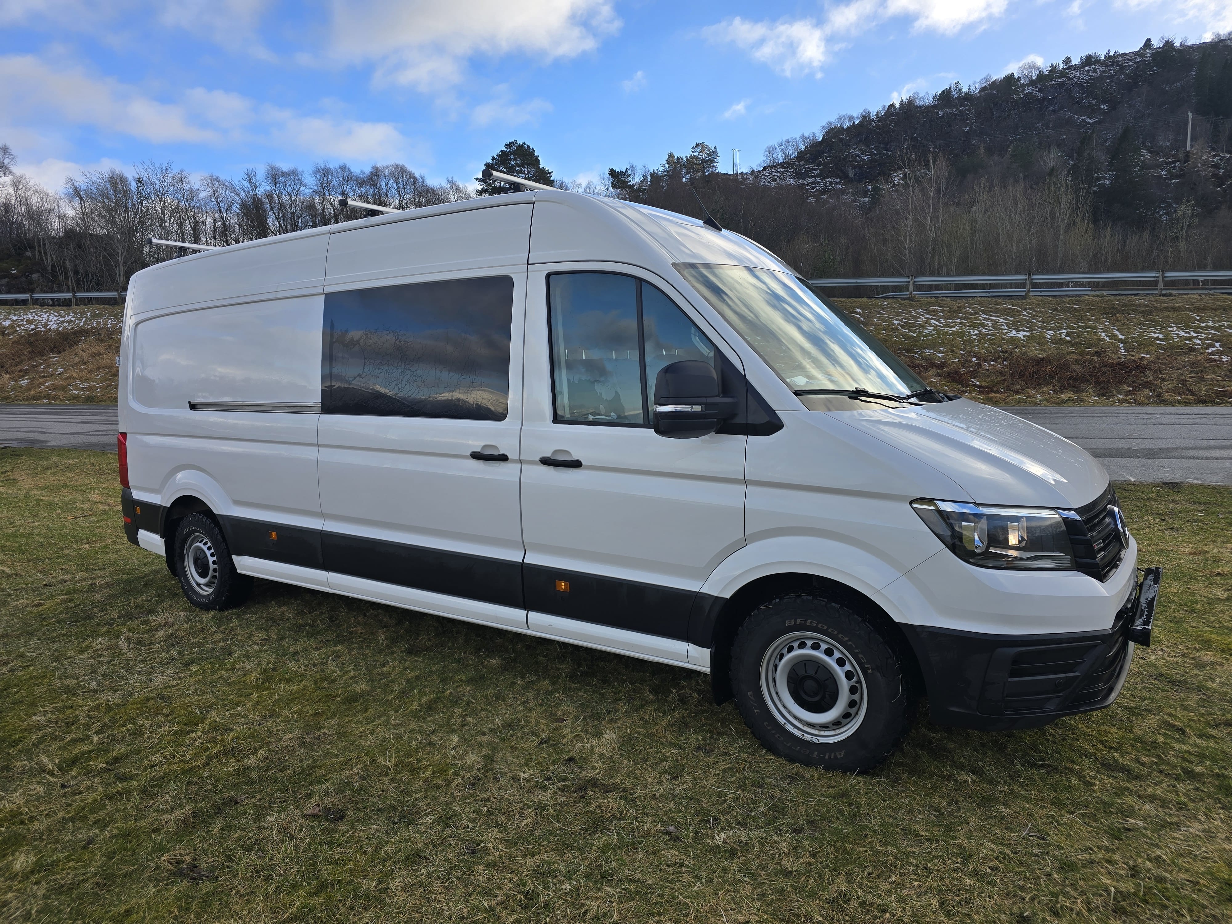 Volkswagen Crafter Varebil med GPS