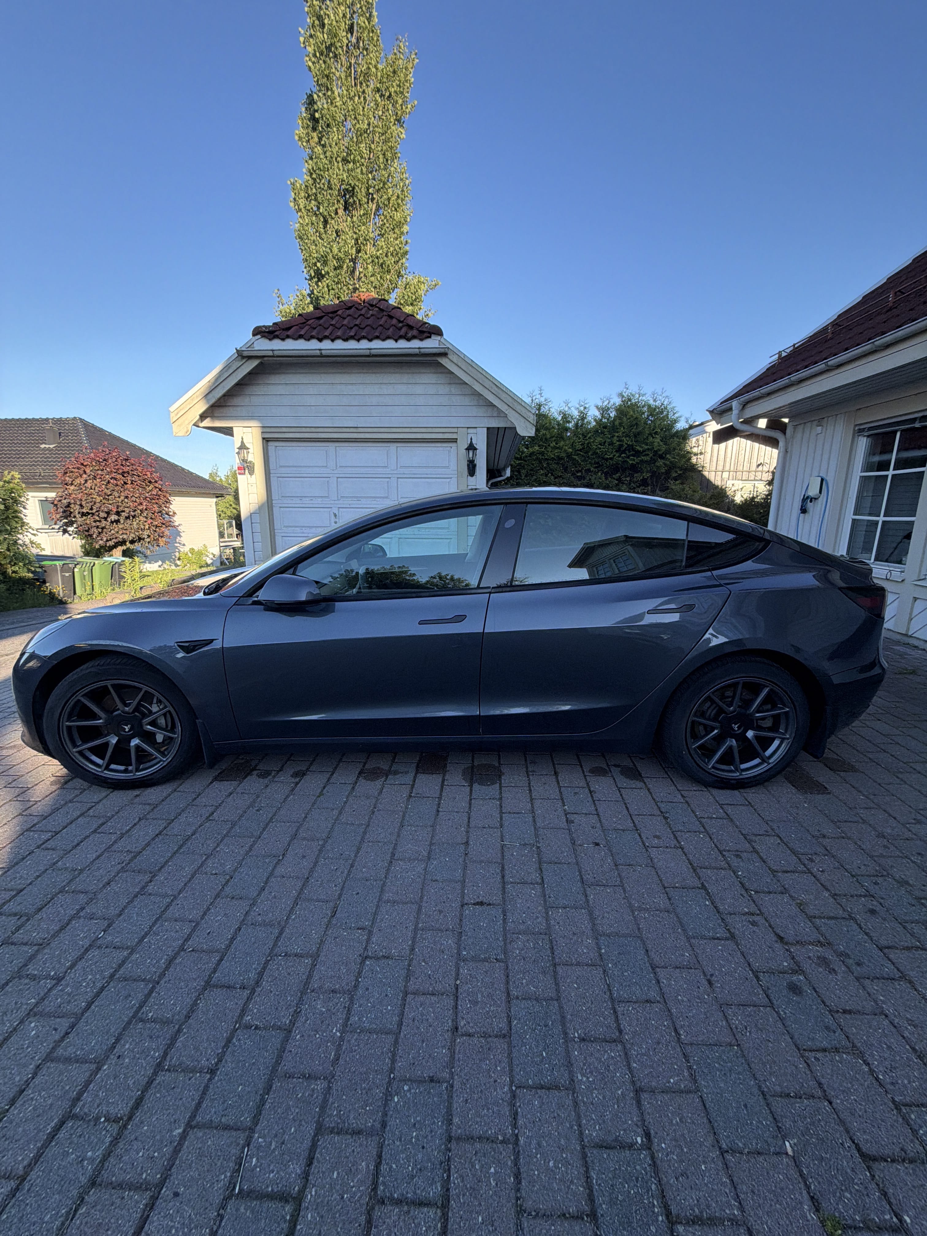 Tesla Model 3 med Aircondition