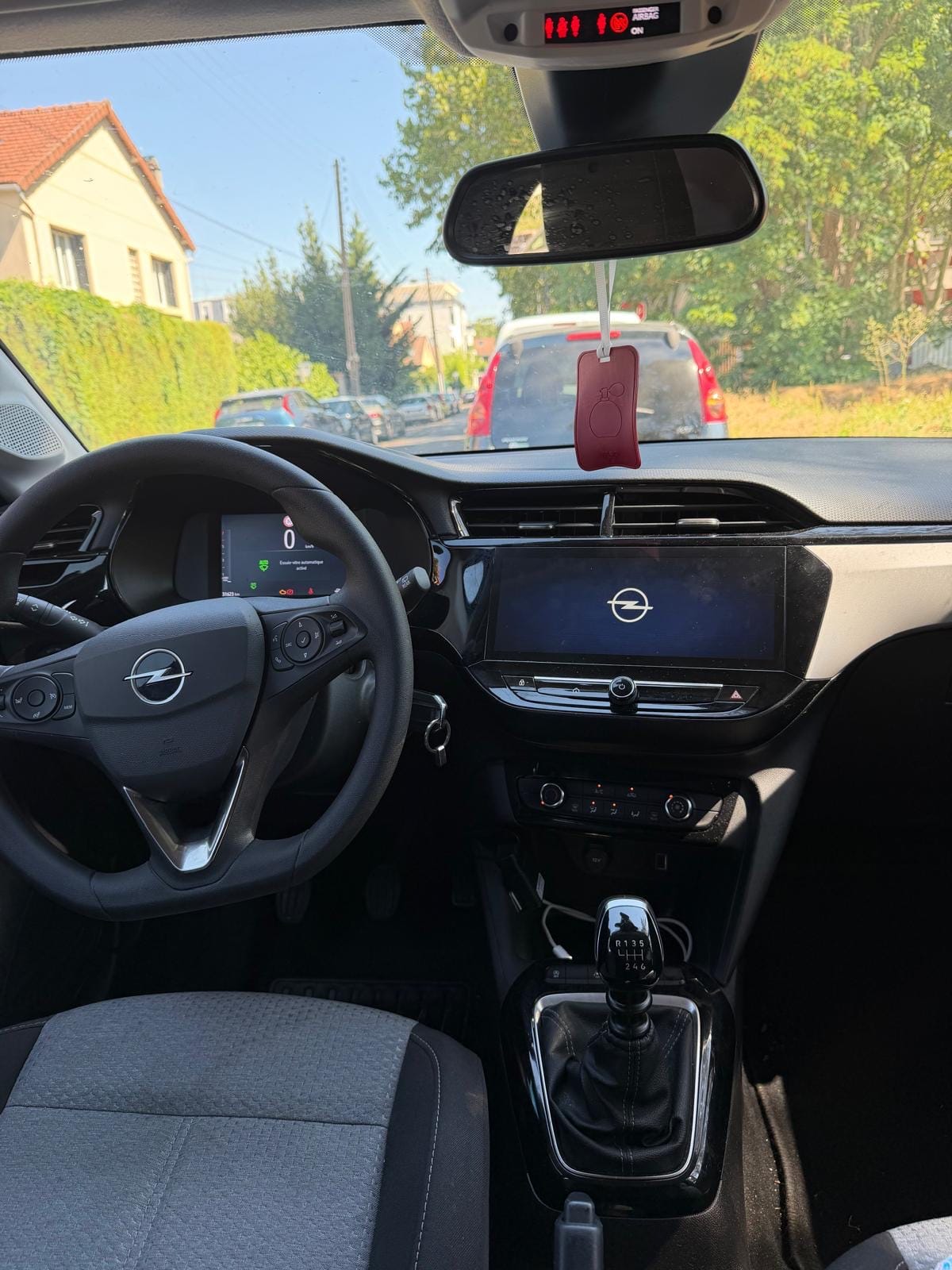 Opel Corsa F avec Caméra de recul