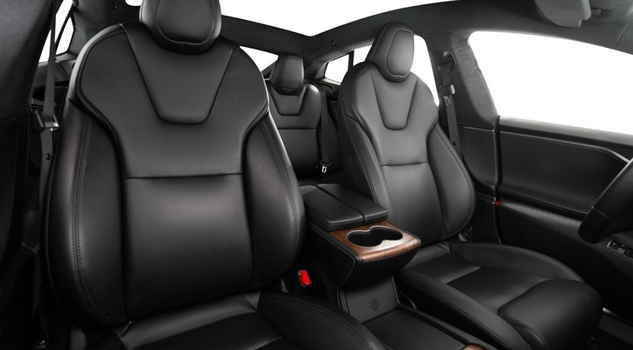 Tesla Model S Long Range med Cruisekontroll
