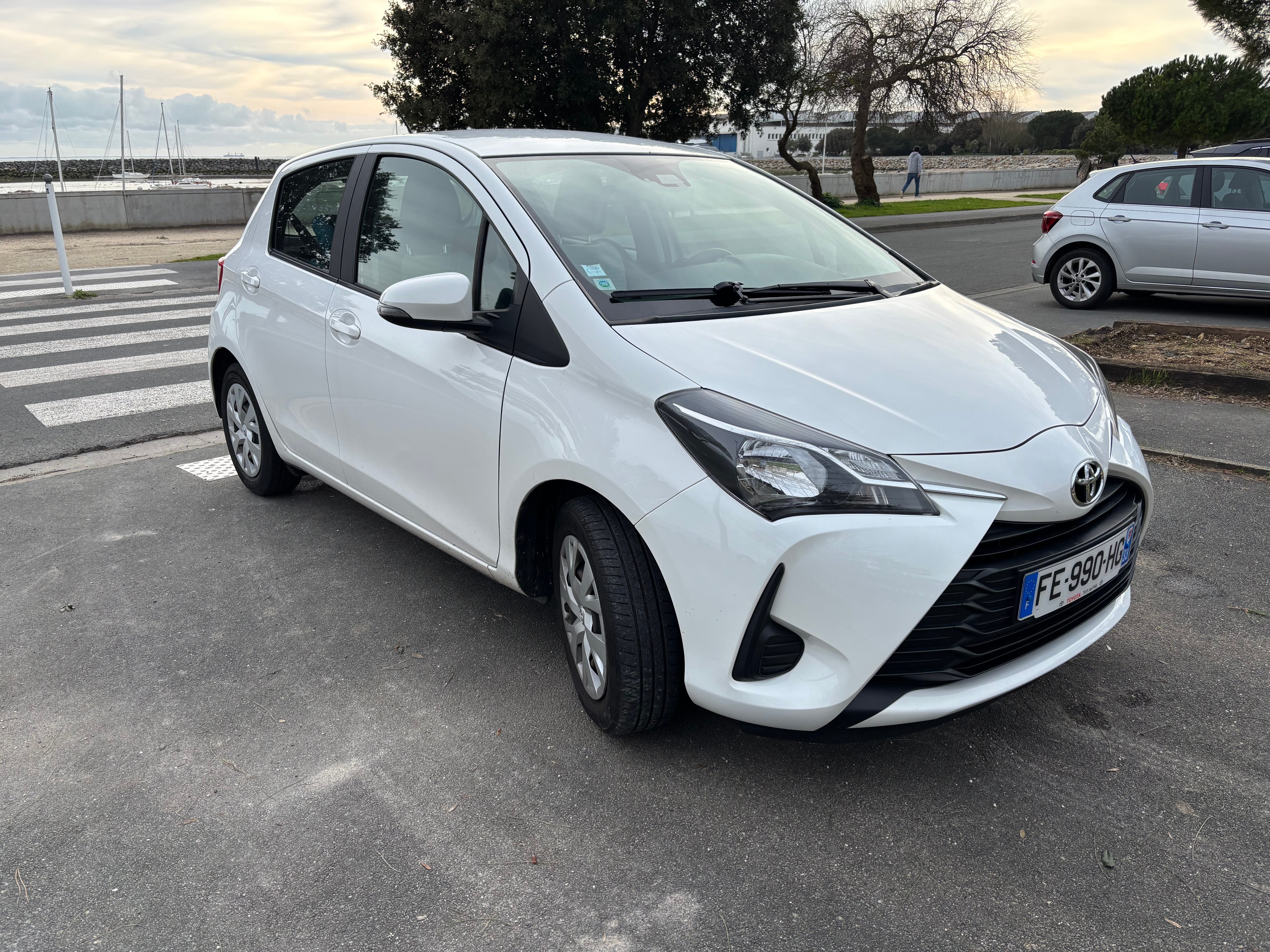 Toyota Yaris avec Climatisation