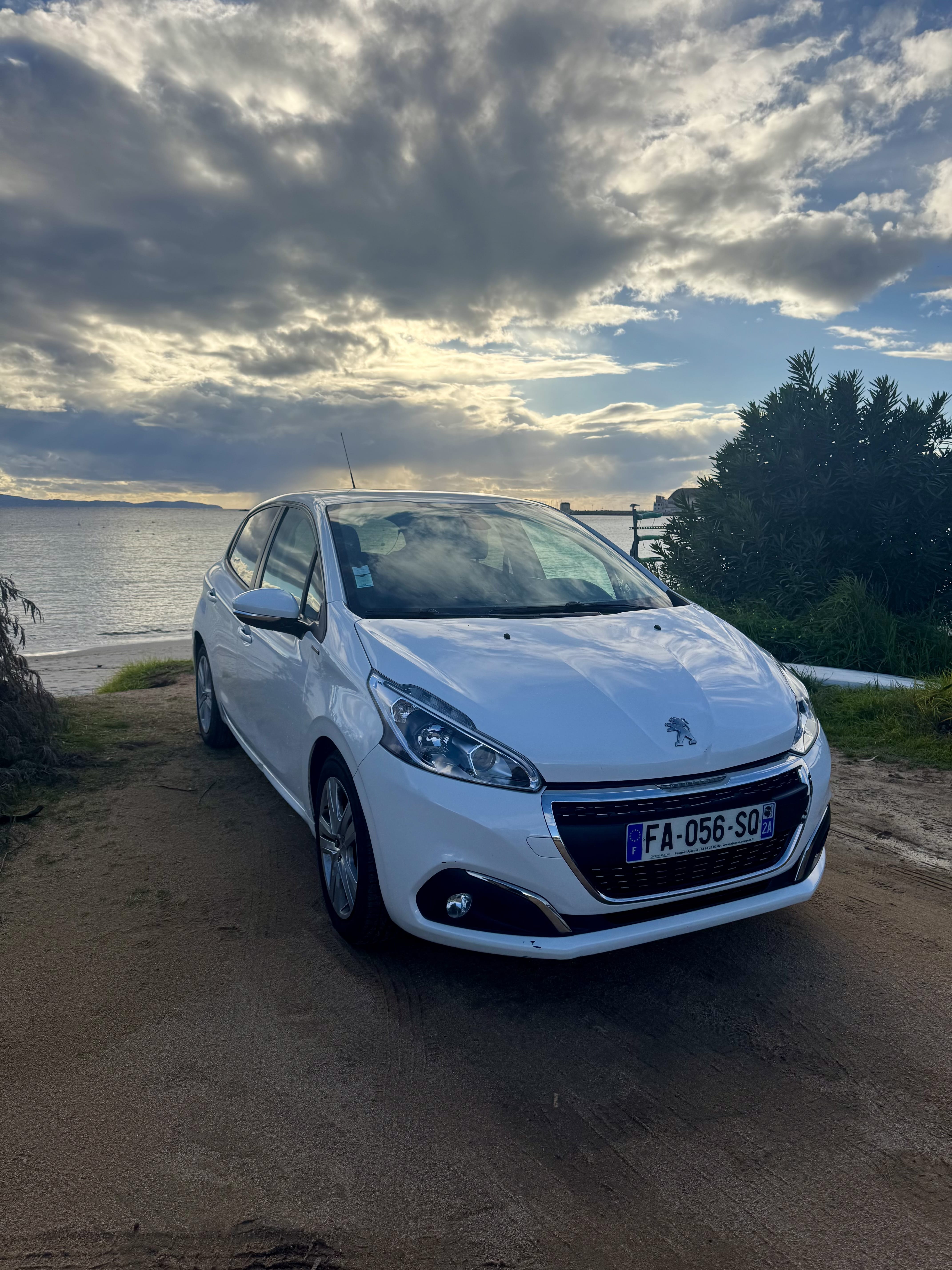 Peugeot 208, 2018, Essence 95