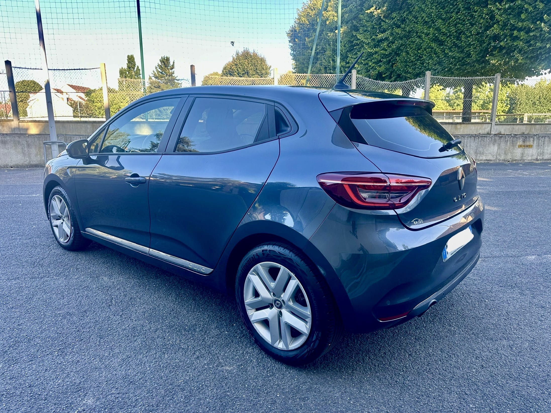 Renault Clio FINITION BUSINESS CARPLAY / CLIM / RADARS avec Régulateur de vitesse