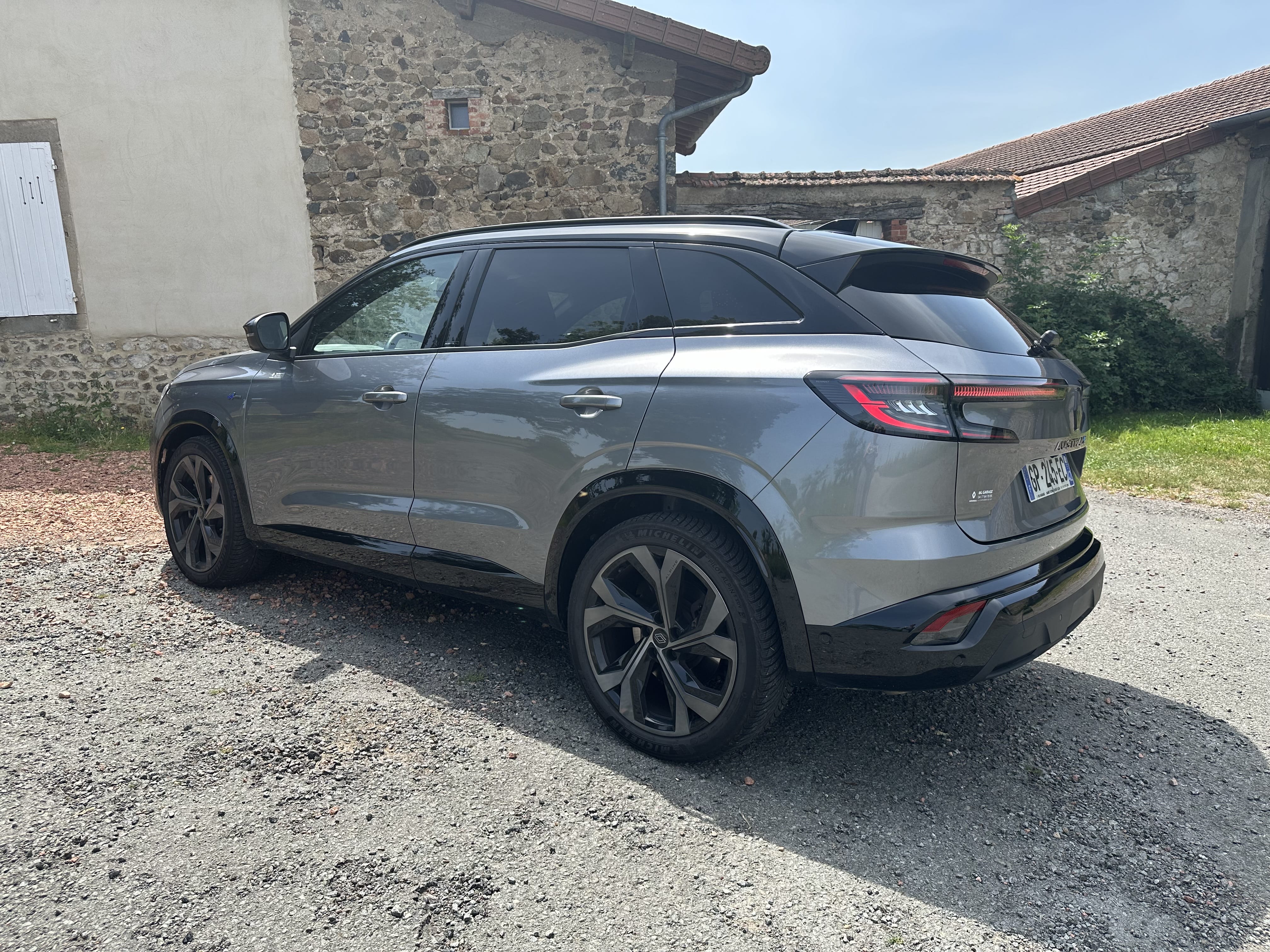 Renault Austral E-Tech full hybrid avec Apple CarPlay