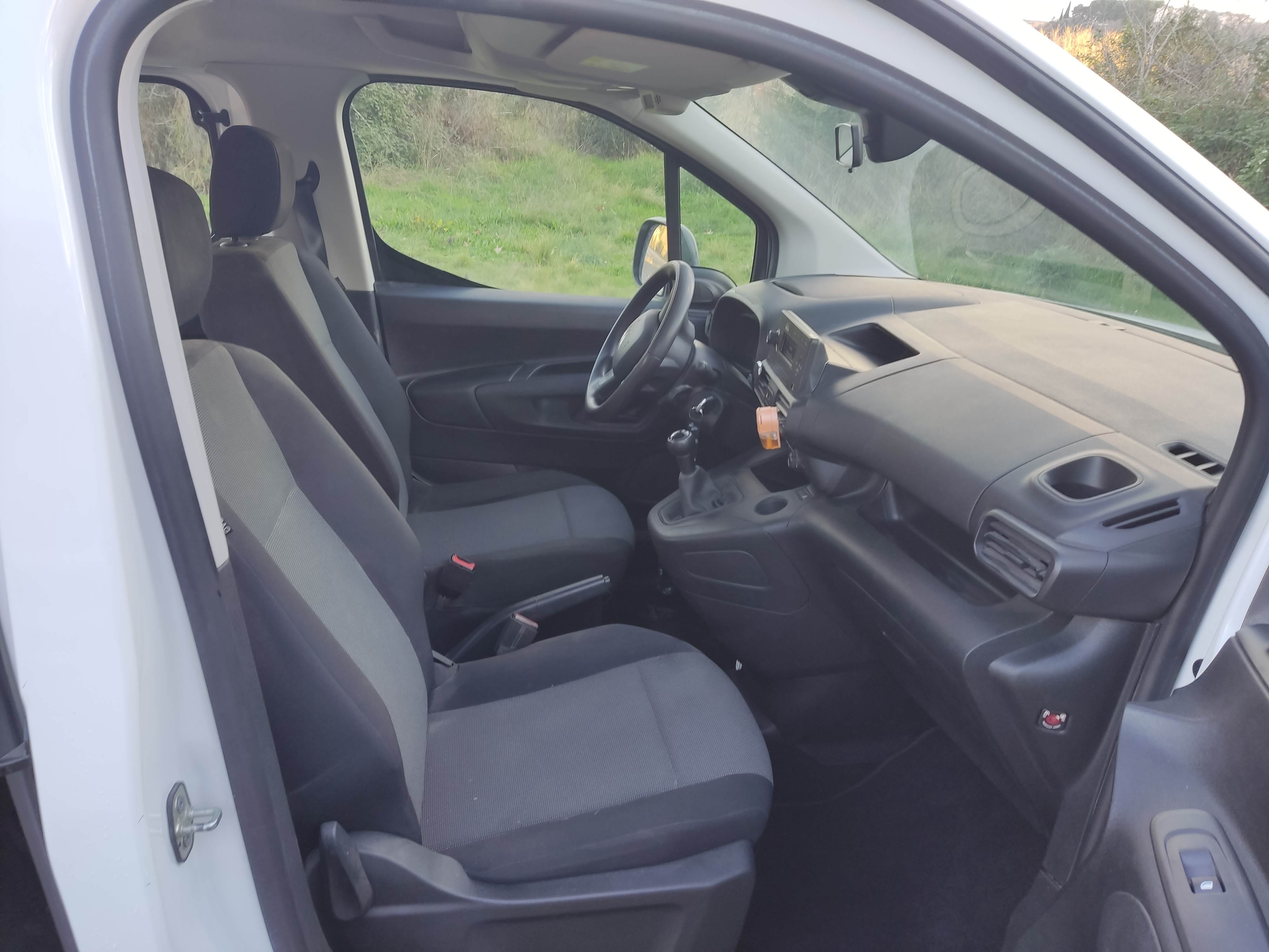Citroen Berlingo Multispace con Cadenas para la nieve