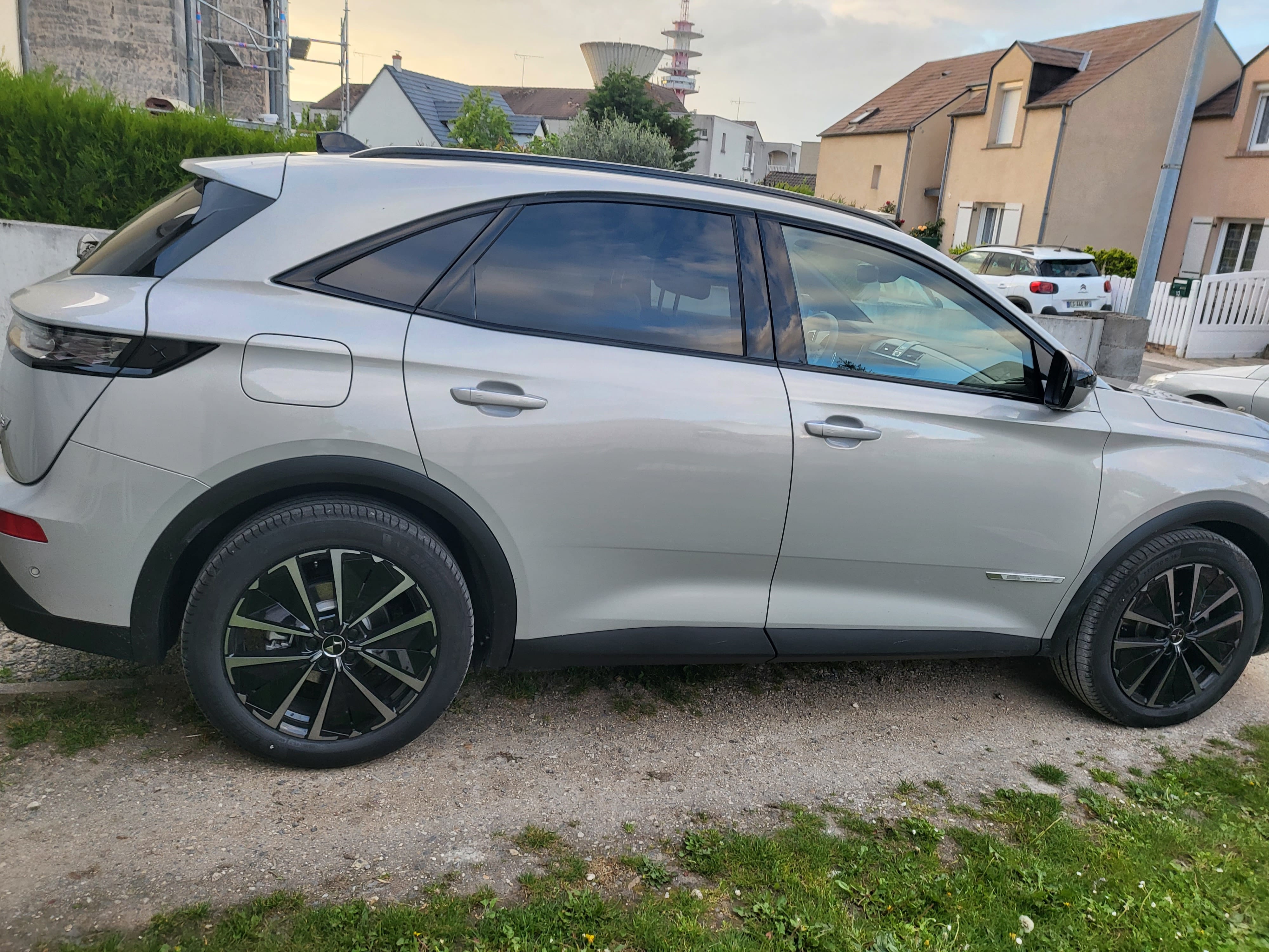 DS 7, 2023, Diesel / Électrique (hybride), automatique