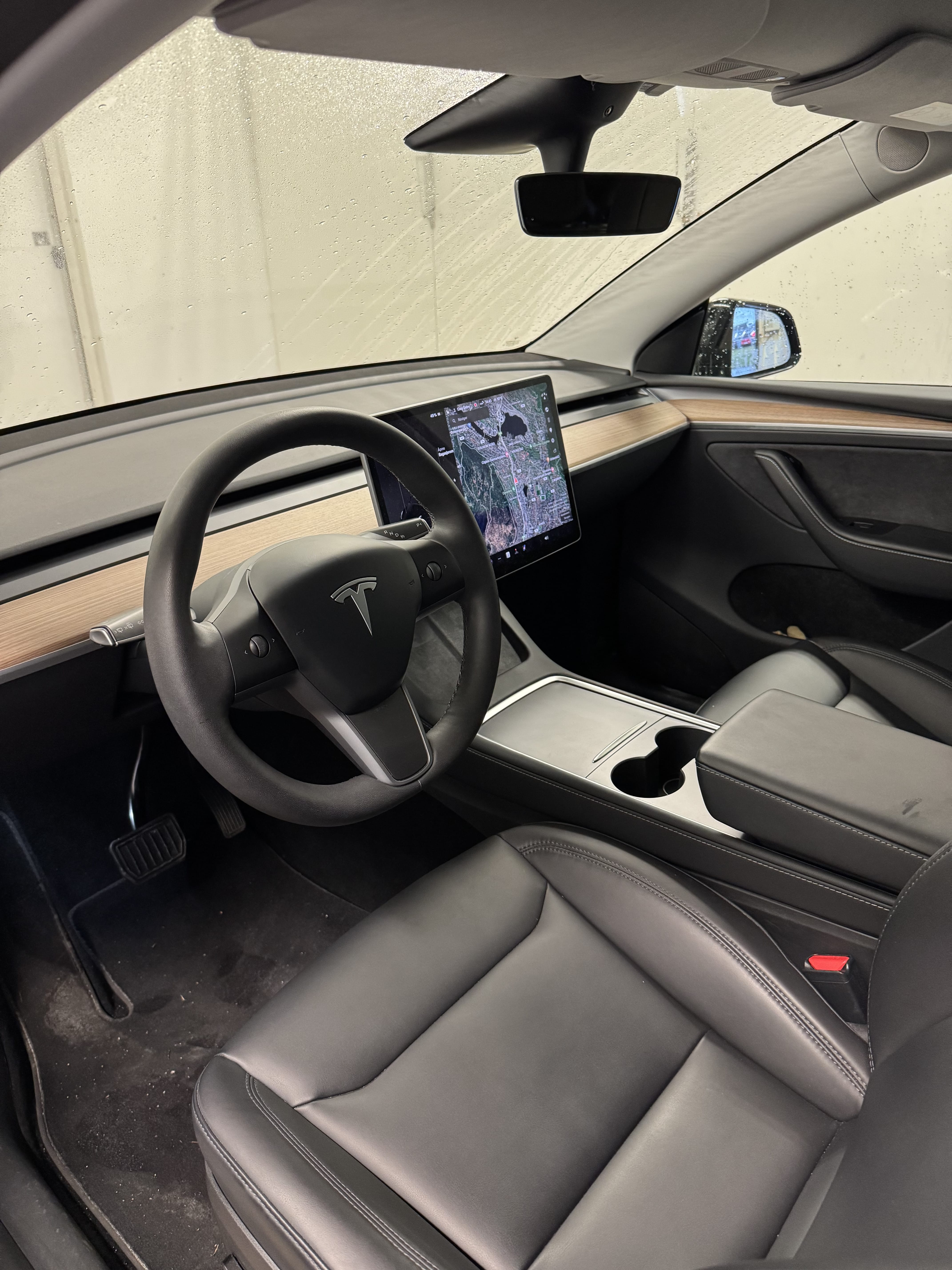 Tesla Model Y Long Range med Dashcam