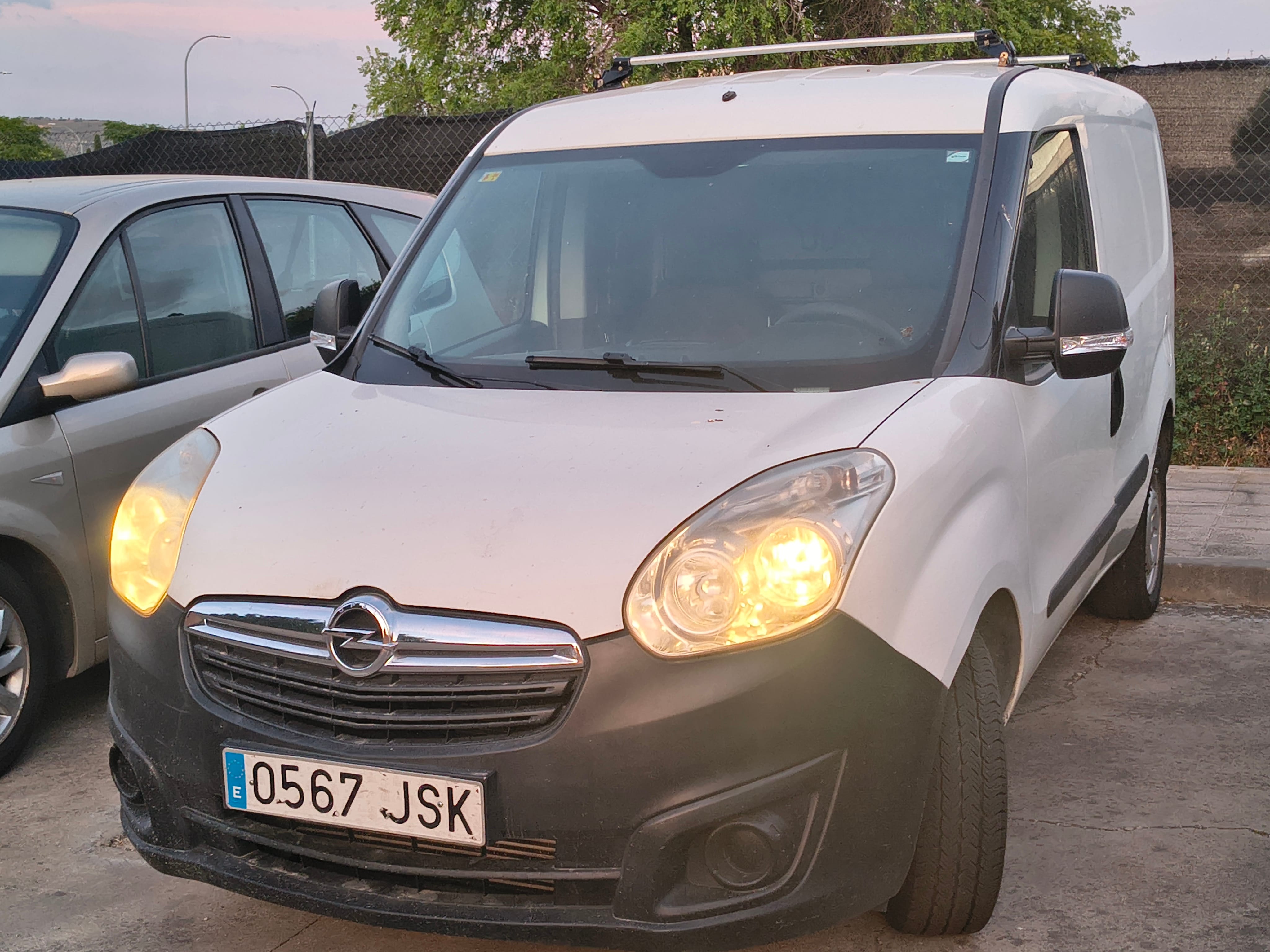 Opel Combo con Entrada de Audio/iPod