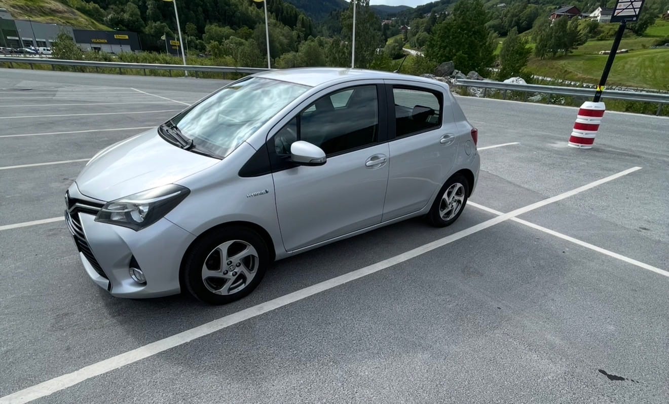 Toyota Yaris med Ryggekamera