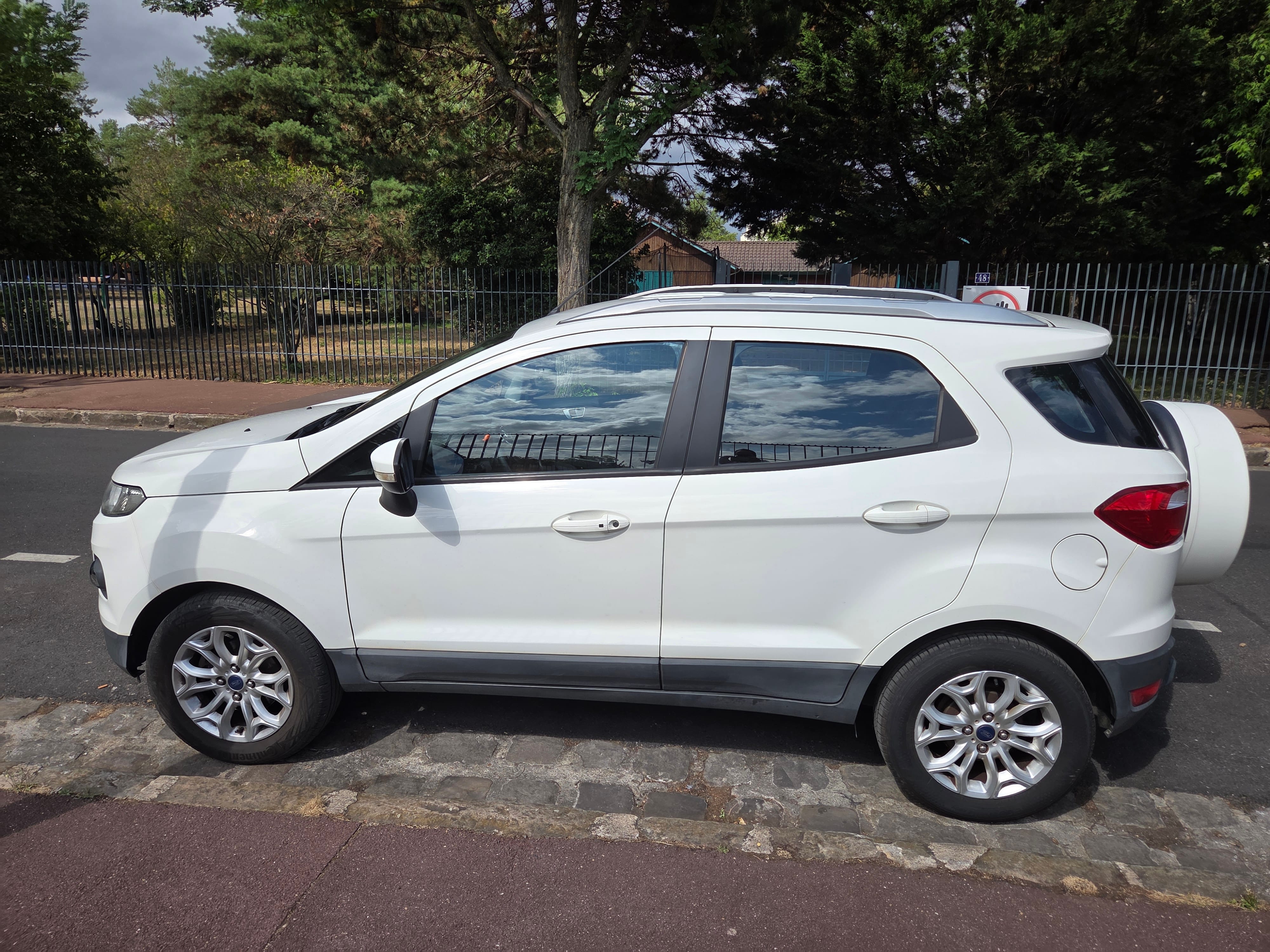 Ford EcoSport avec GPS
