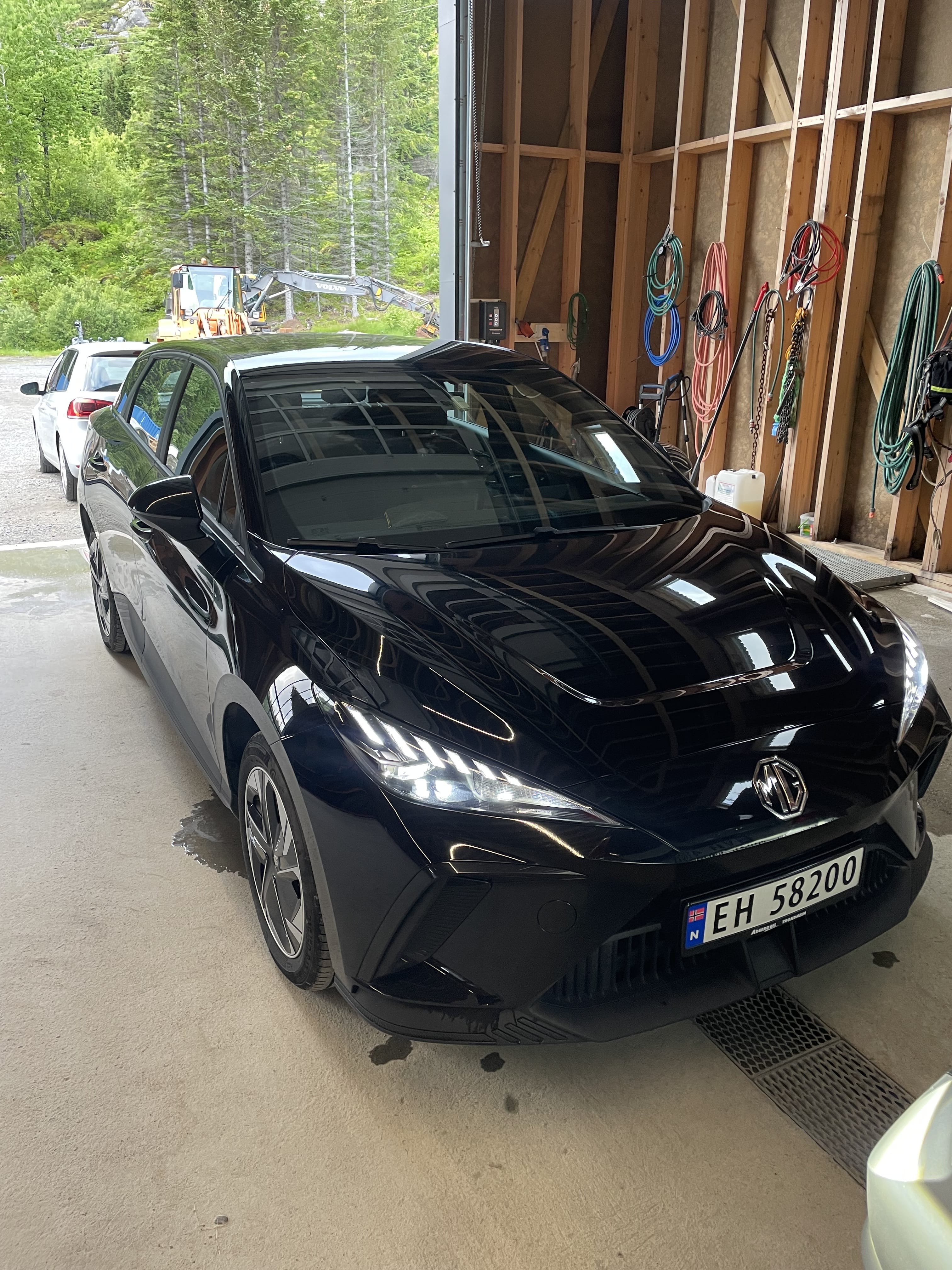 MG MG4, 2023, Electric, automatic