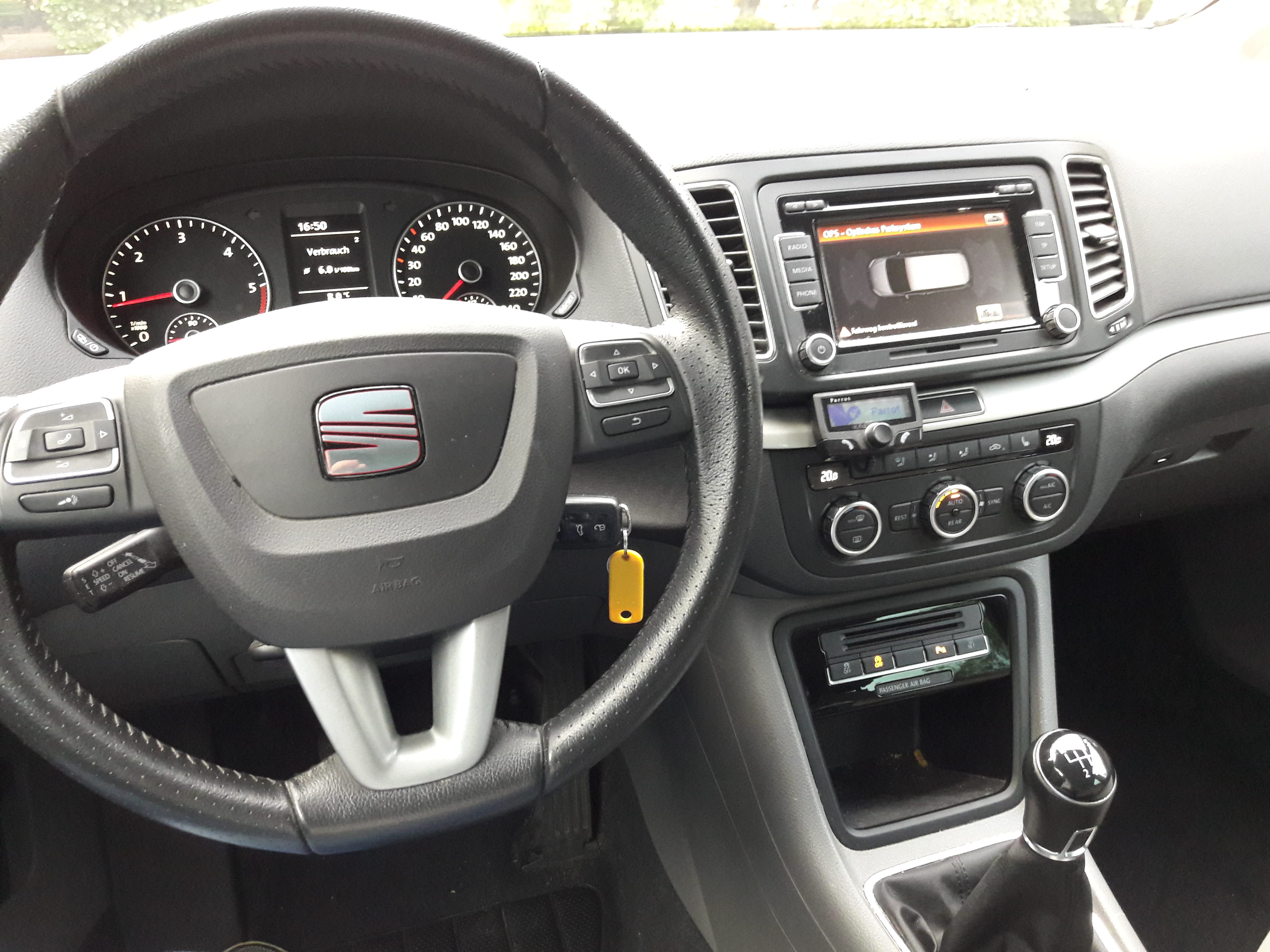 Seat Alhambra 2.0 TDI Style Viva mit Anhängerkupplung