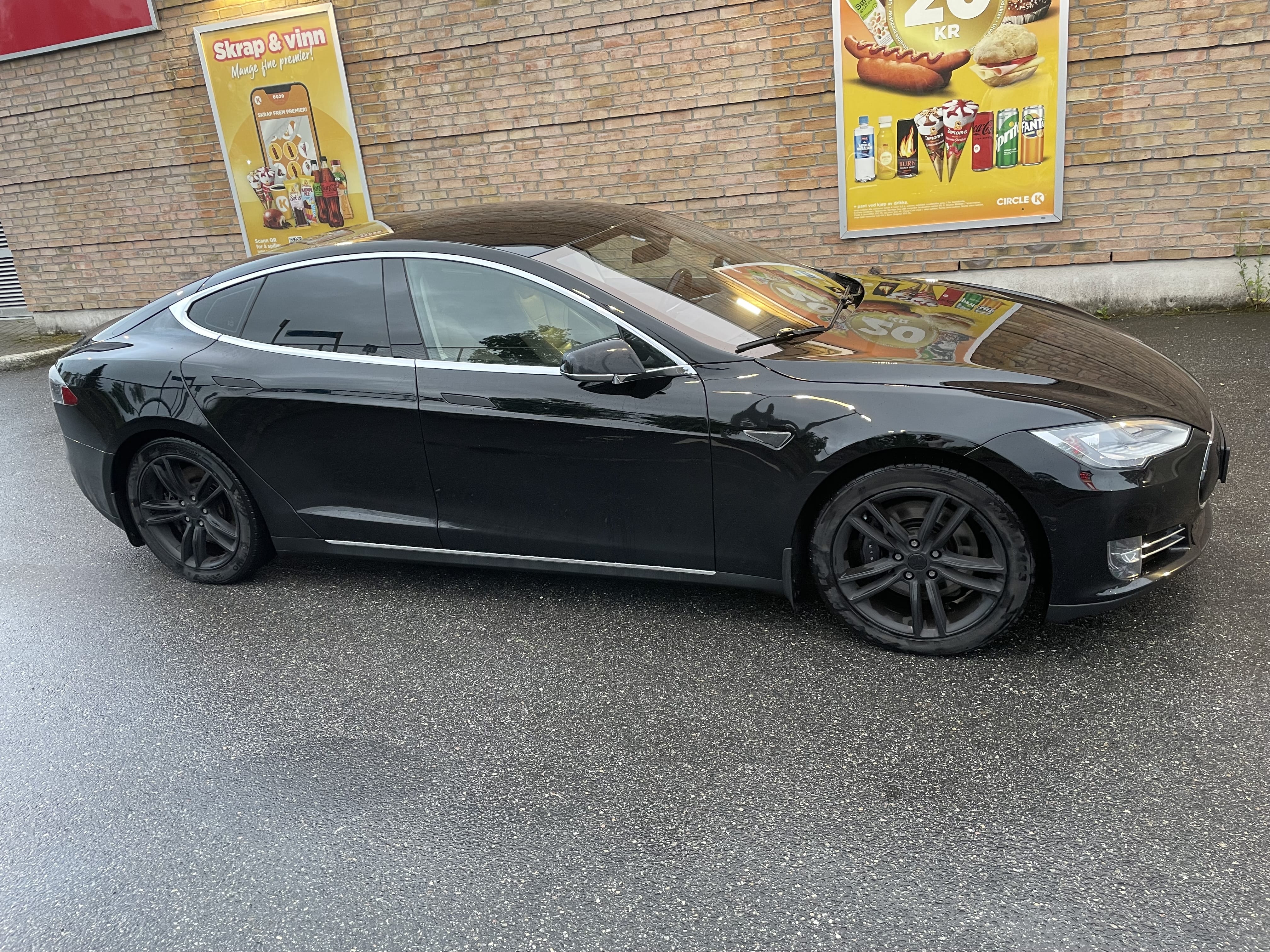 Tesla Model S med Aircondition