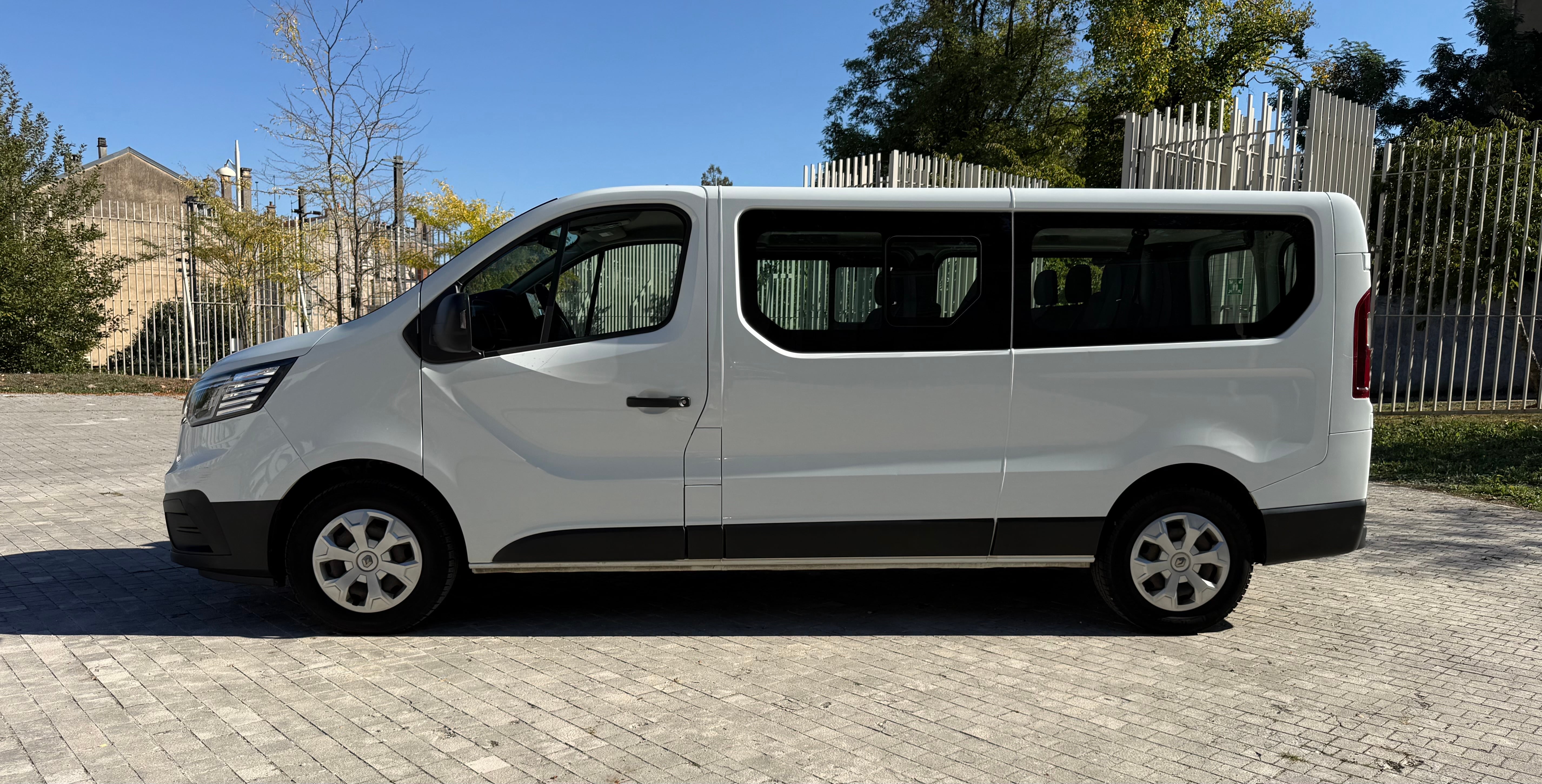 Renault Trafic Passenger 9 places L2 2.0dci 150ch avec Climatisation