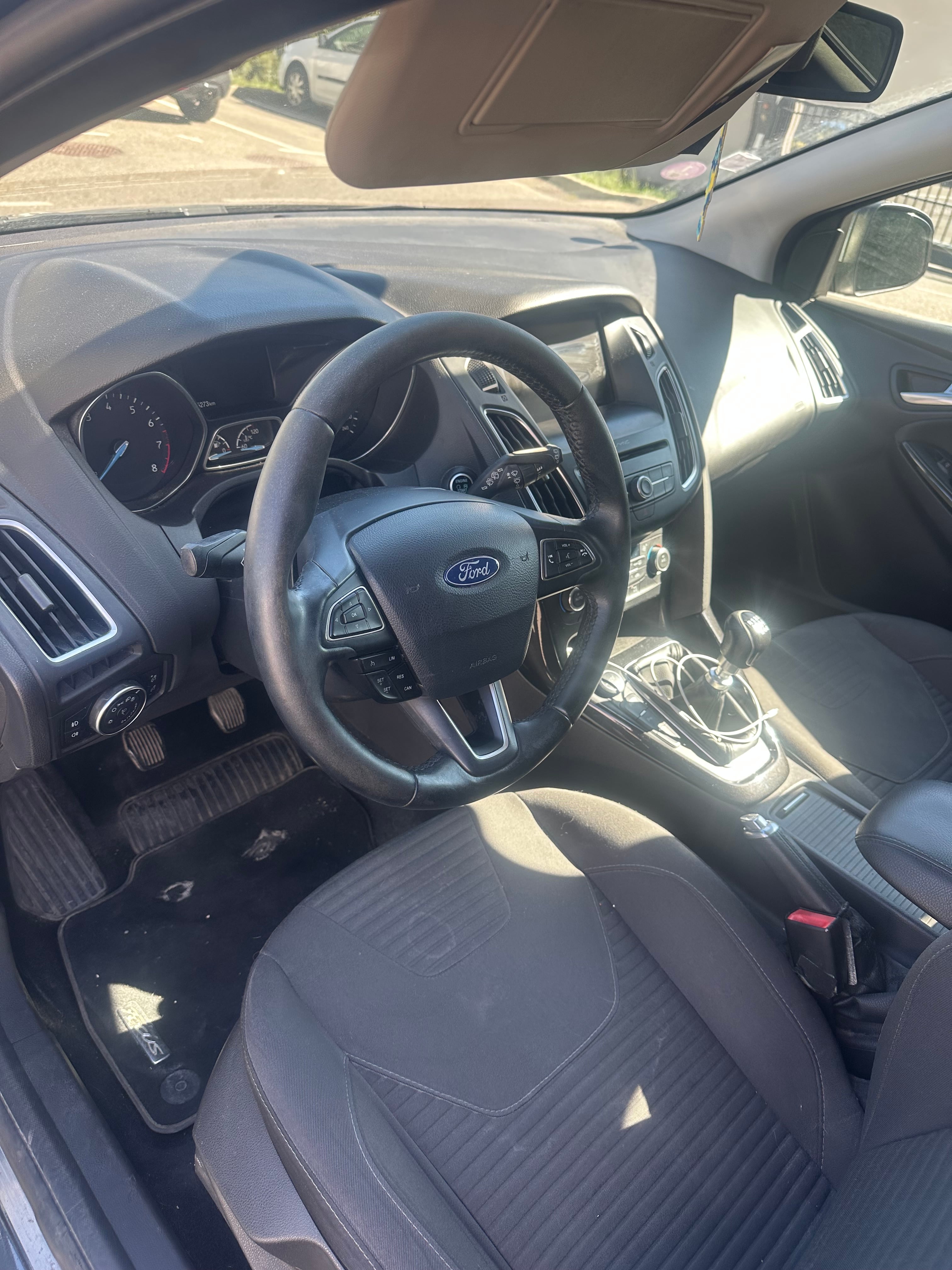 Ford Focus avec Régulateur de vitesse