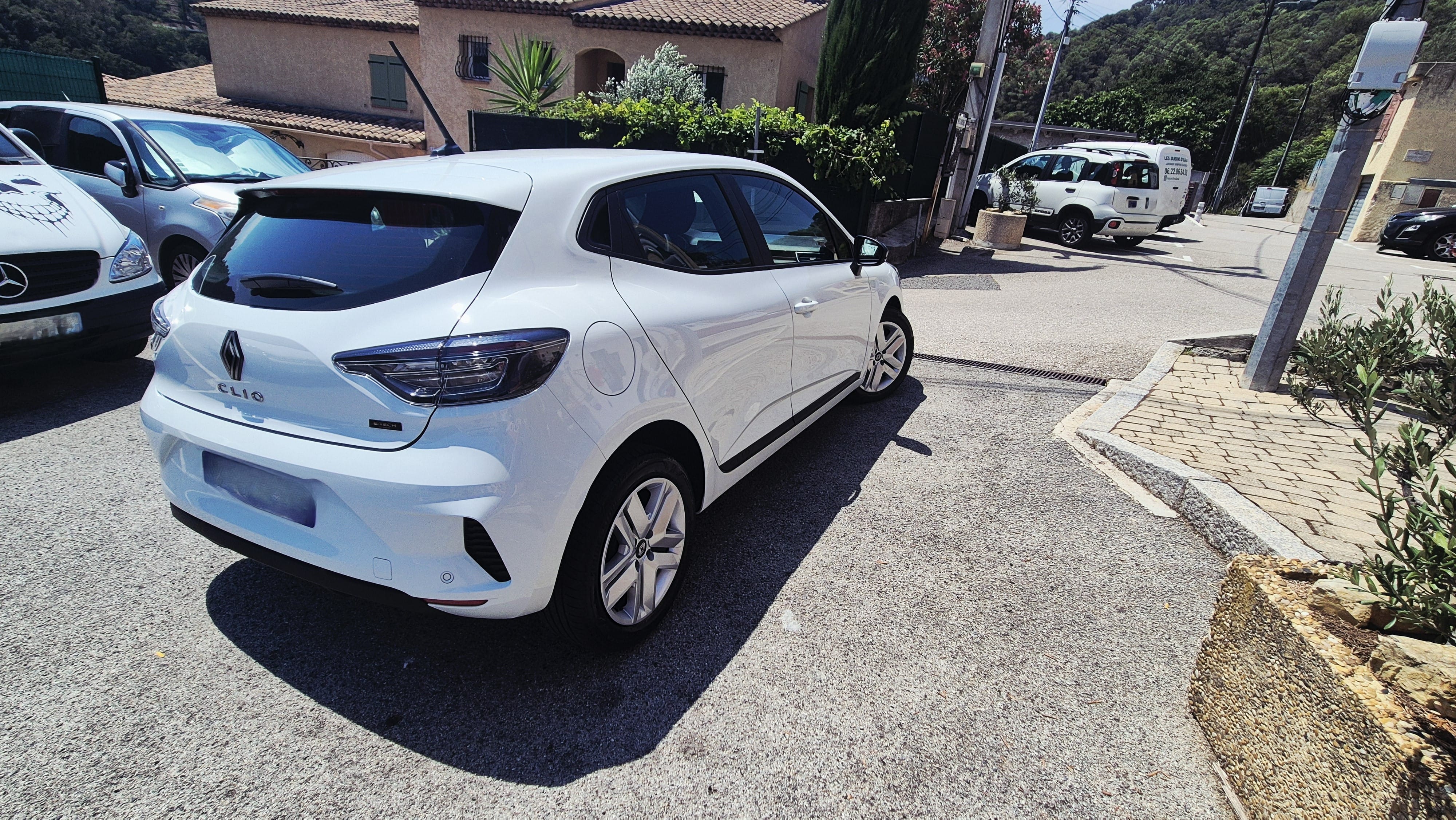 Renault Clio E-tech avec Régulateur de vitesse