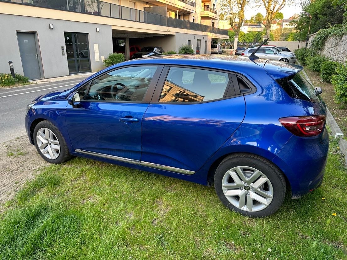 Renault Clio E-tech avec Régulateur de vitesse