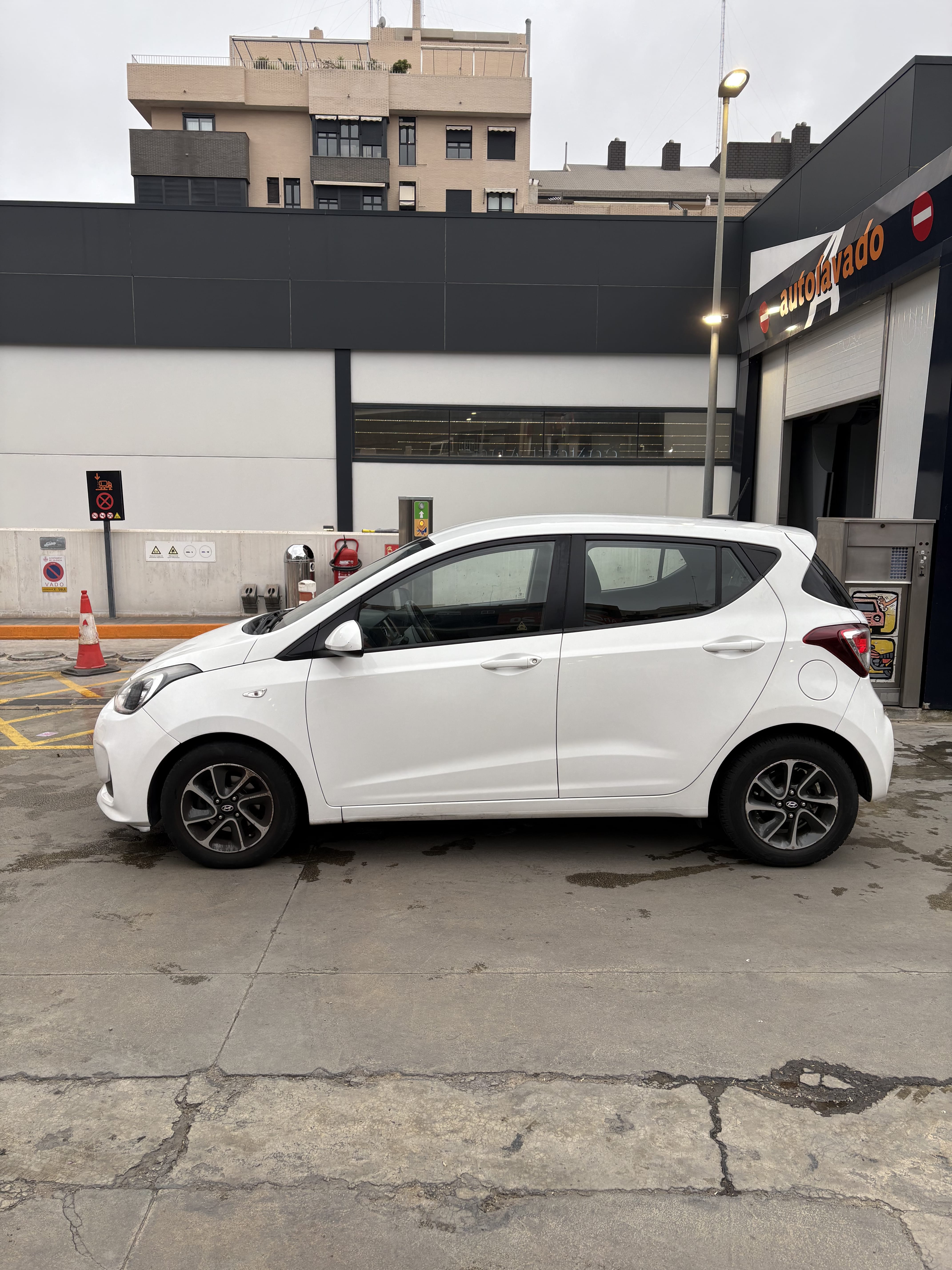 Hyundai i10 con Aire acondicionado