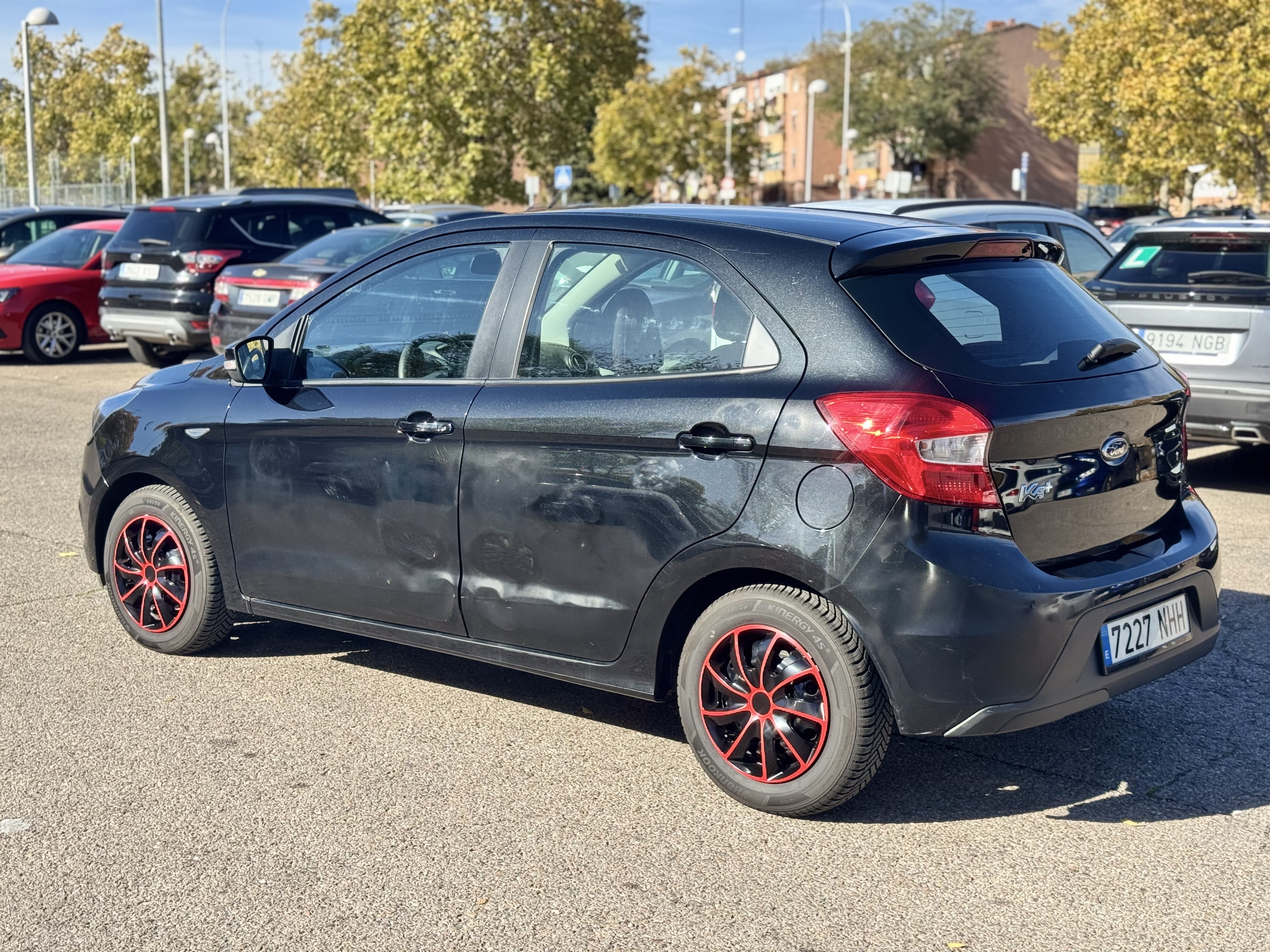 Ford KA+ con Aire acondicionado
