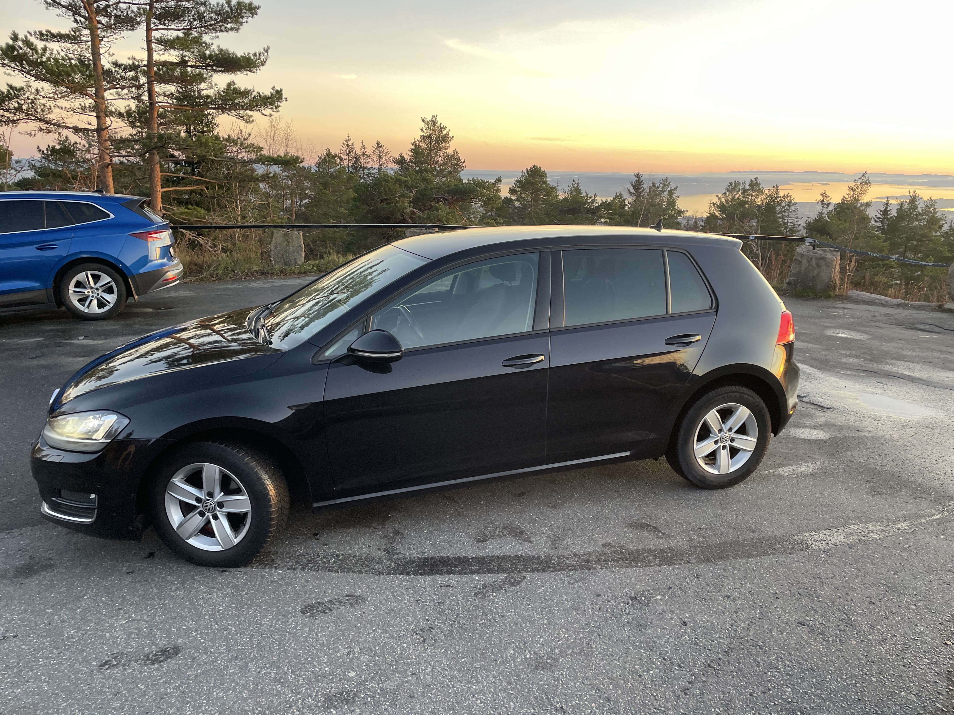 Volkswagen Golf with Air conditioning
