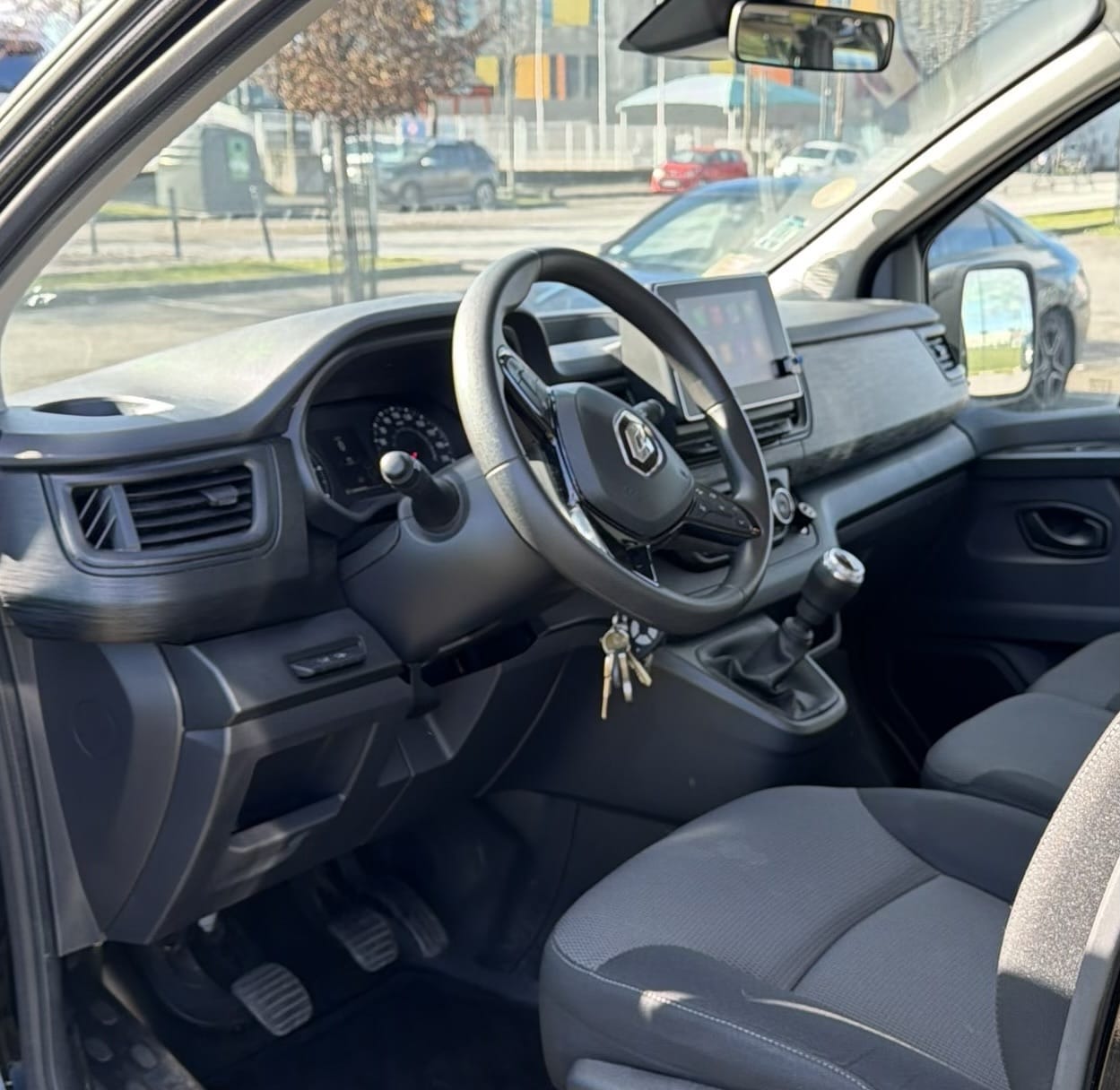 Renault Trafic 2.0 DCI 9 places 2021 mit Tempomat