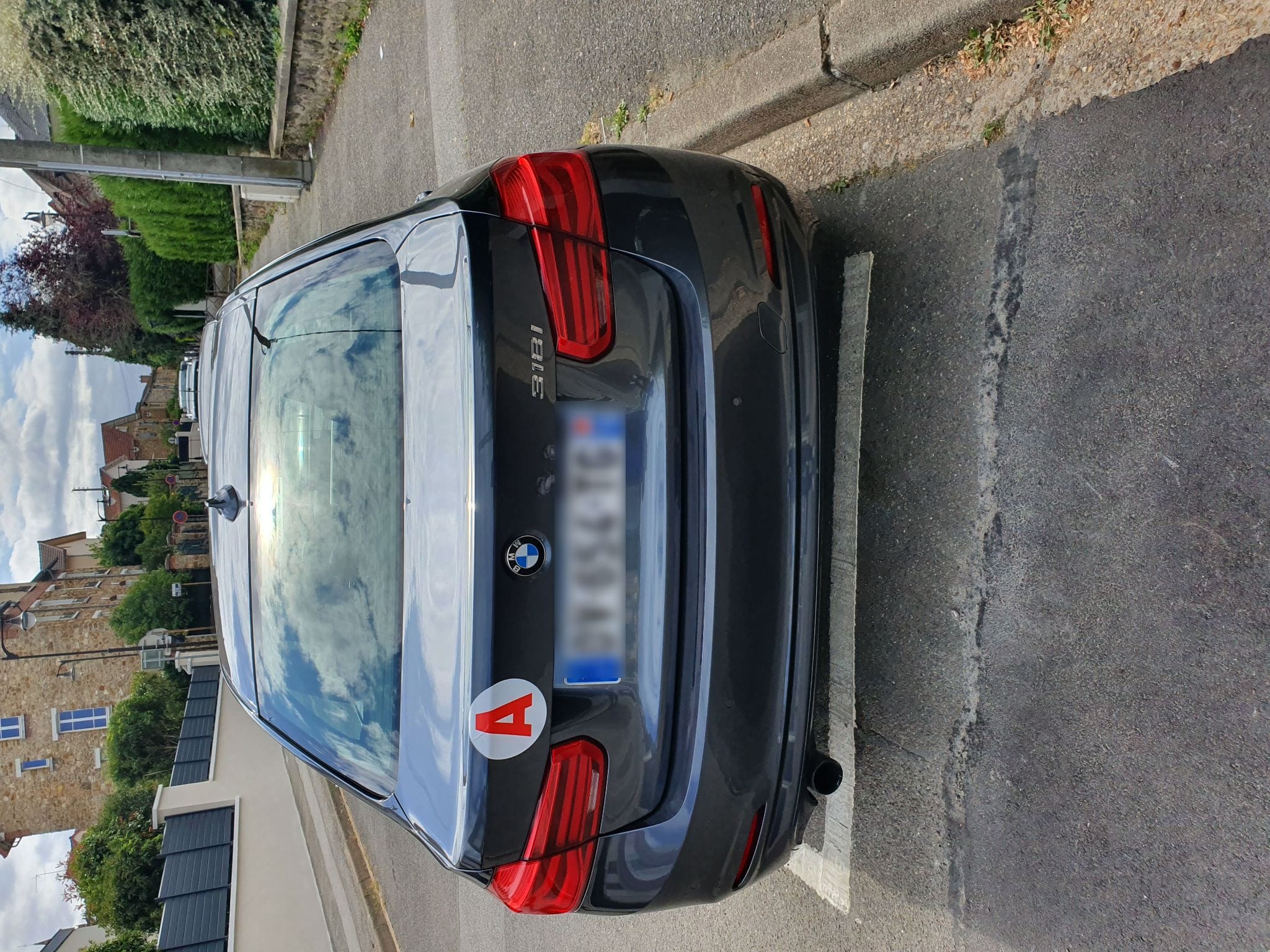 BMW Série 3 avec GPS