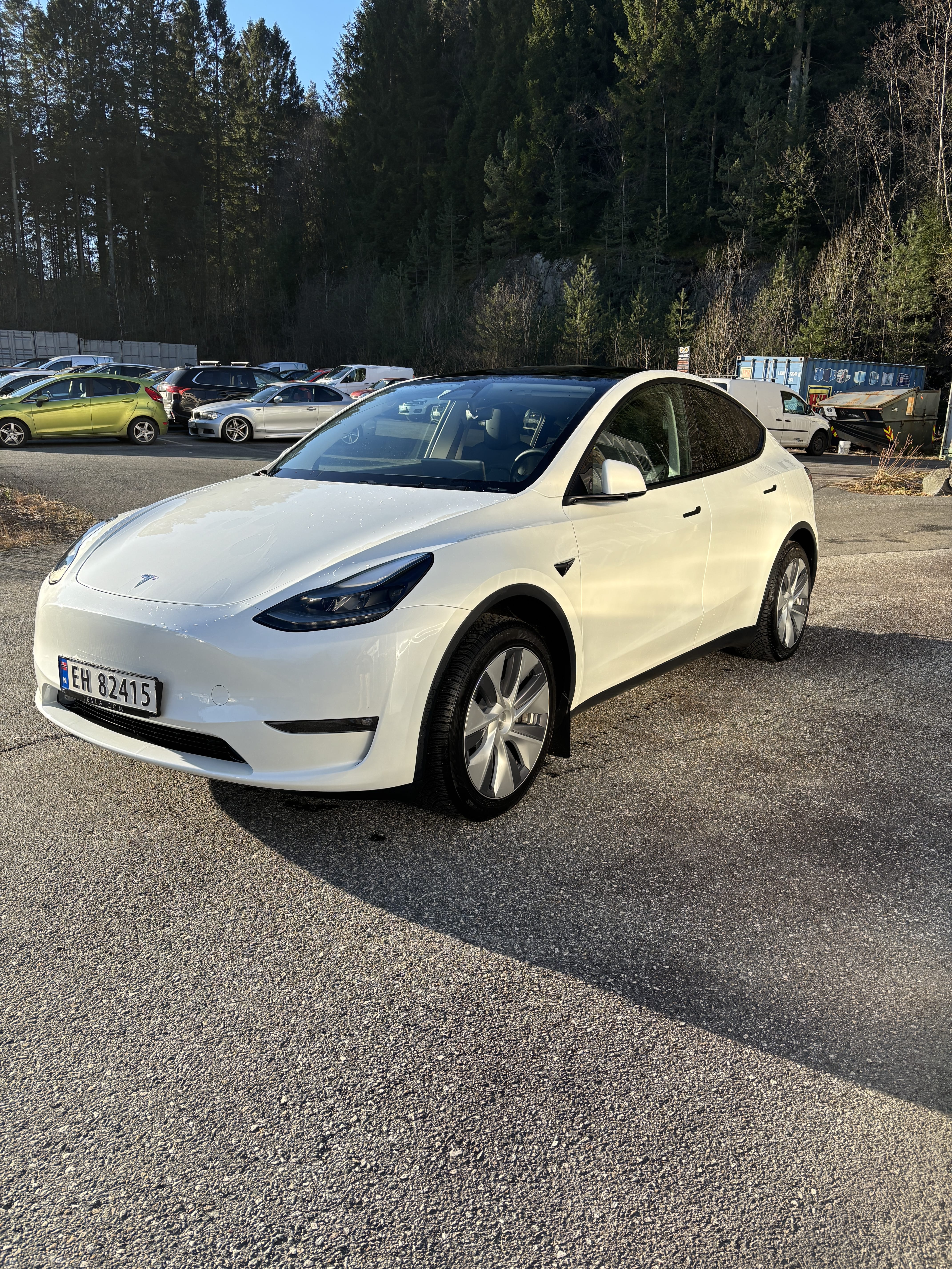 Tesla Model Y, 2024, Elektrisk, automatisk