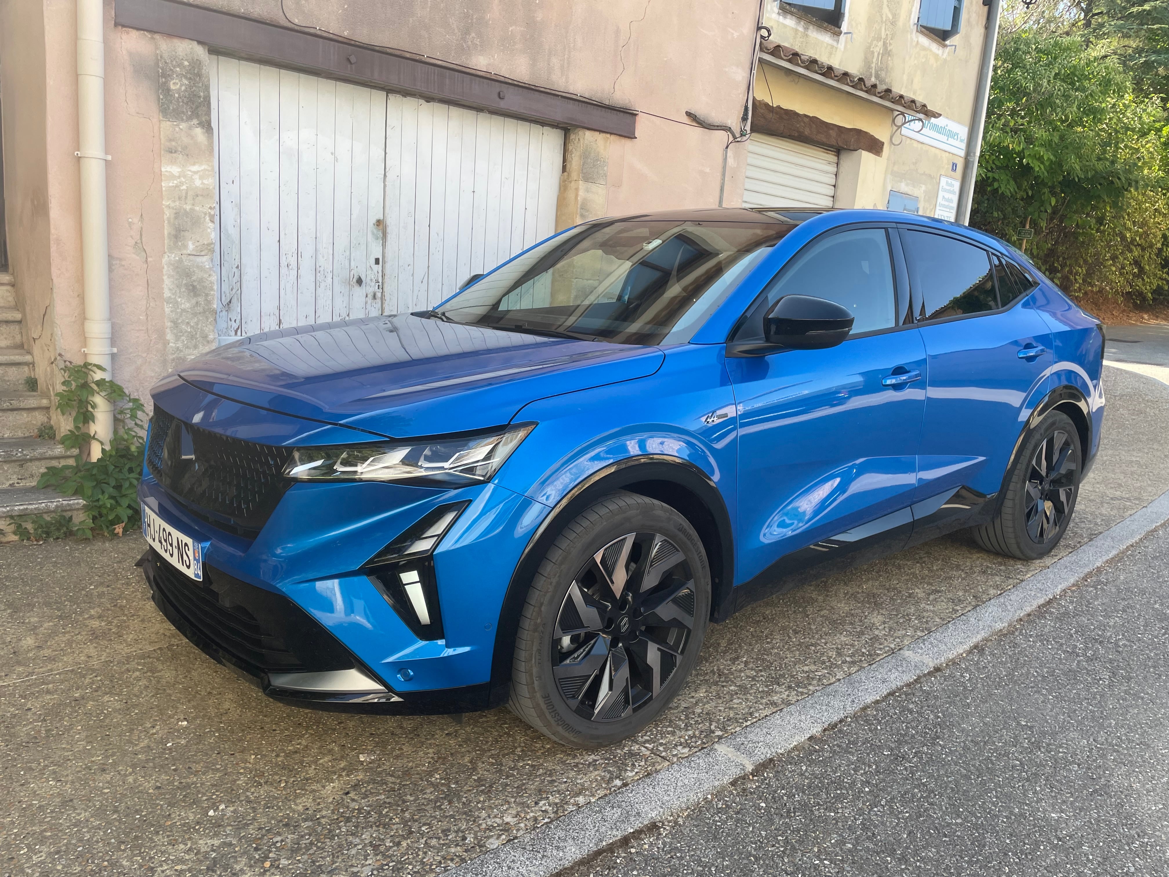 Renault Rafale E-Tech hybrid, 2026, Essence 95 / Électrique (hybride), automatique