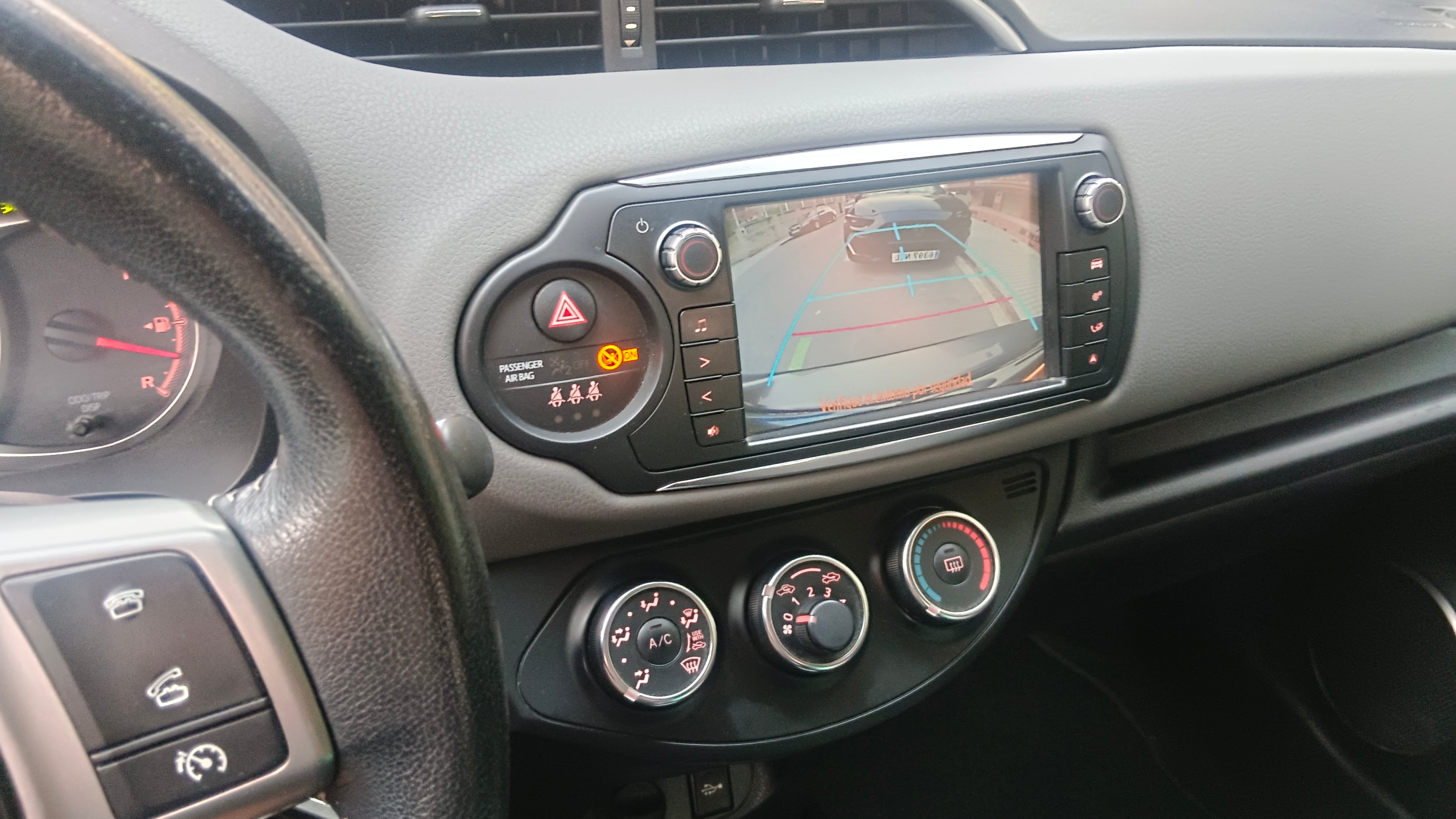 Toyota Yaris con Control de velocidad