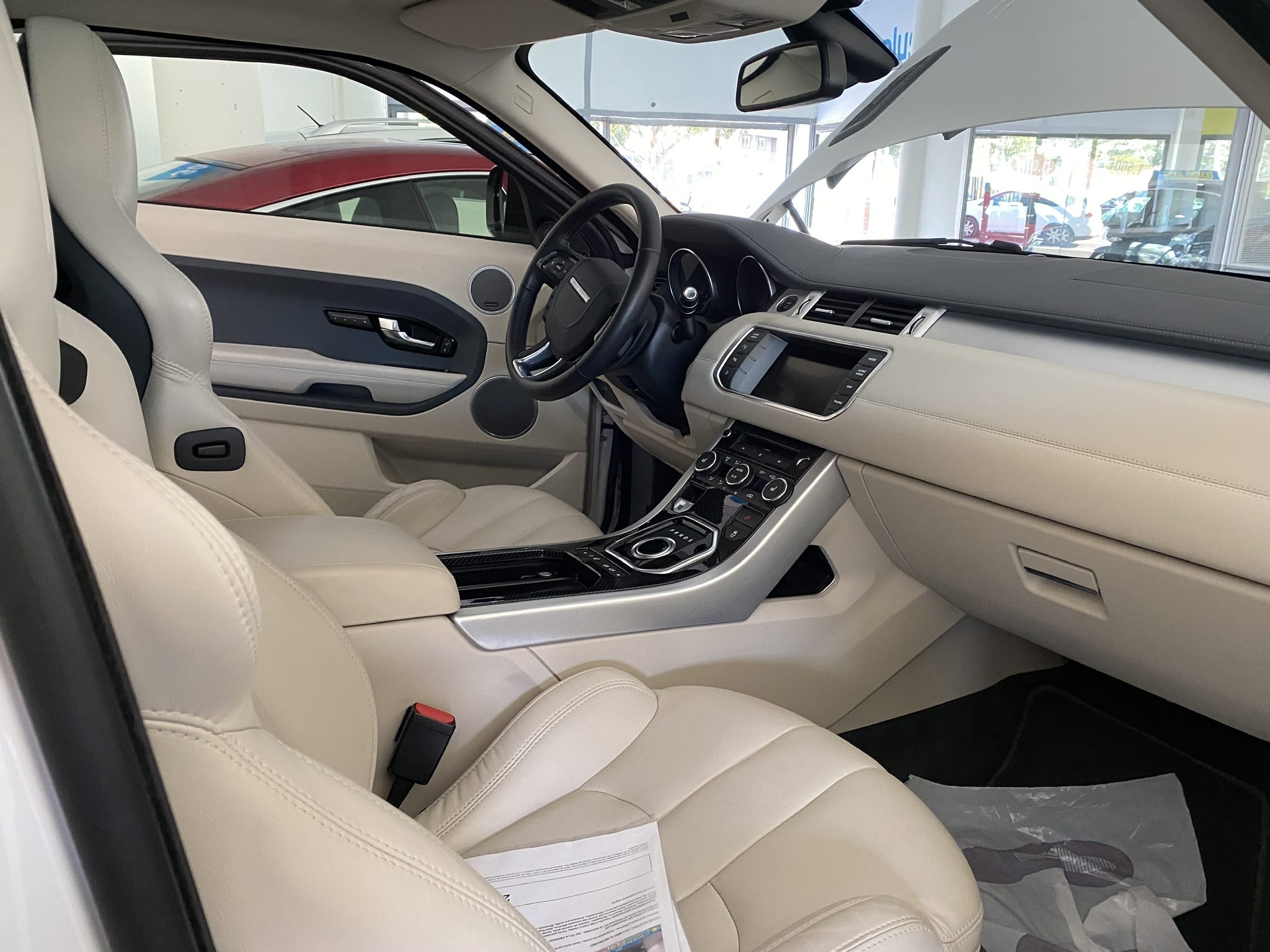 Land-Rover Range Rover Evoque Coupé 240 CV Gasolina con Dashcam