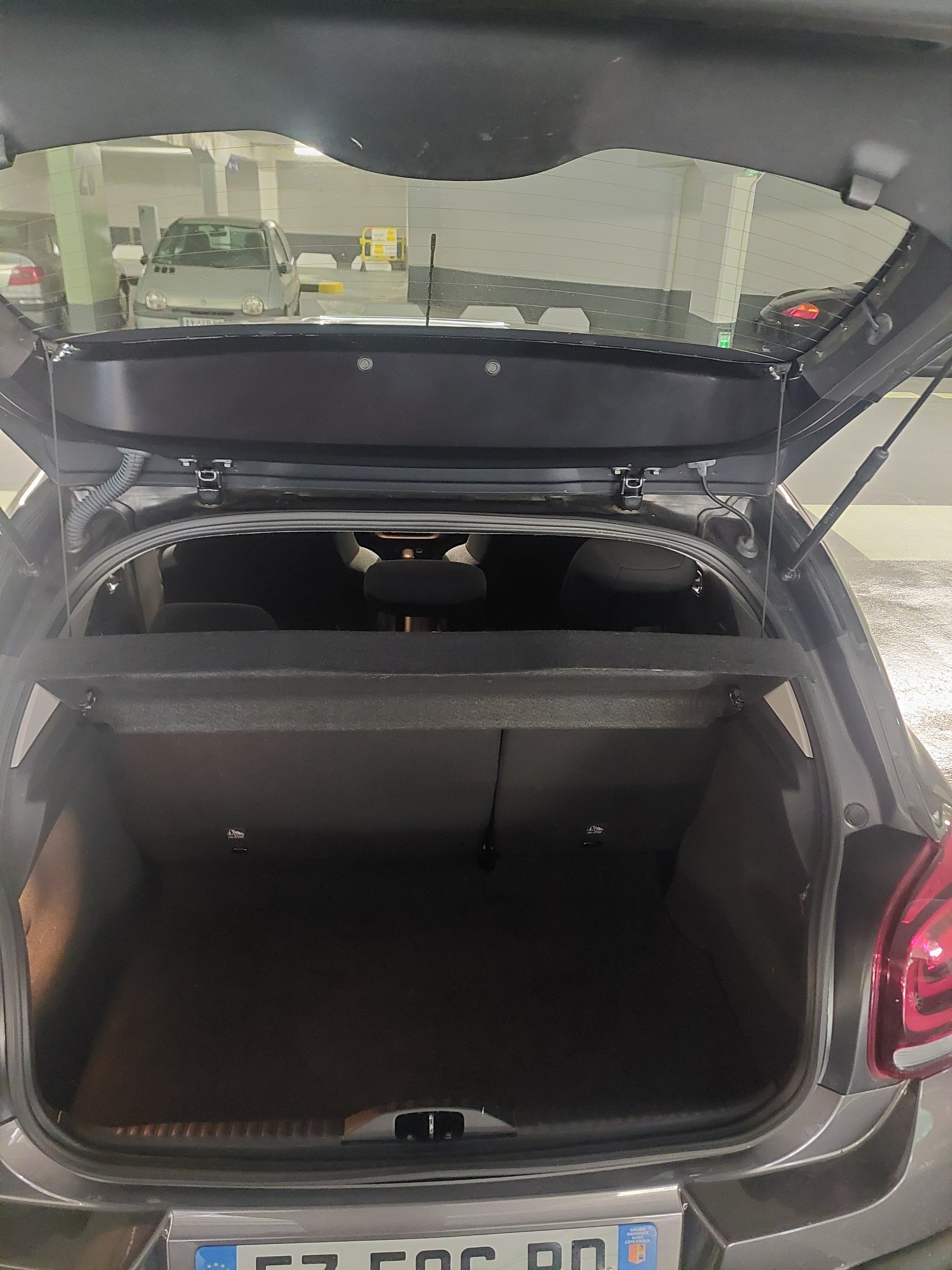 Citroen C3 1.2 turbo 83ch C-Series (essence) avec Port USB
